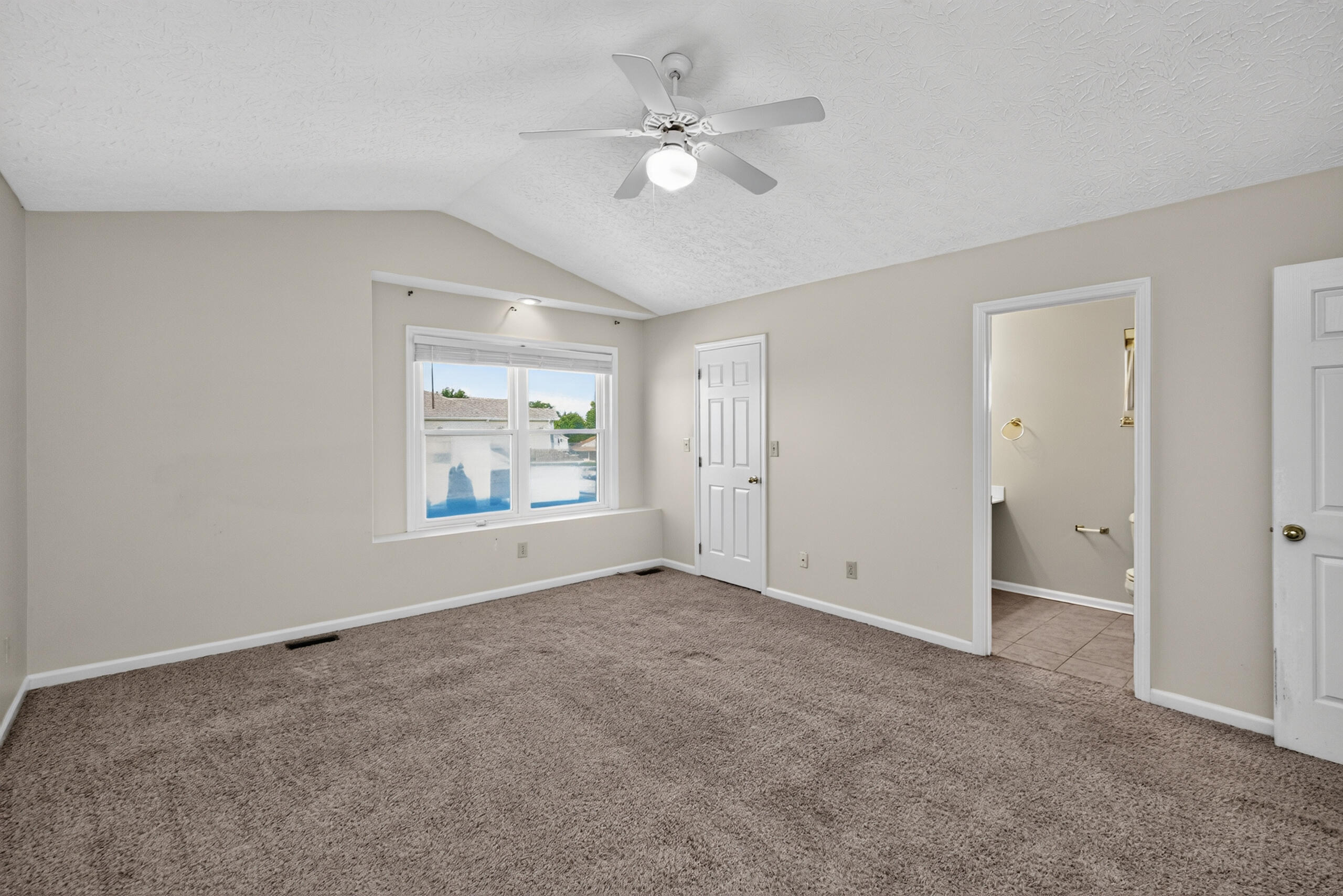 2568 Checkerberry Drive Property Photo 14