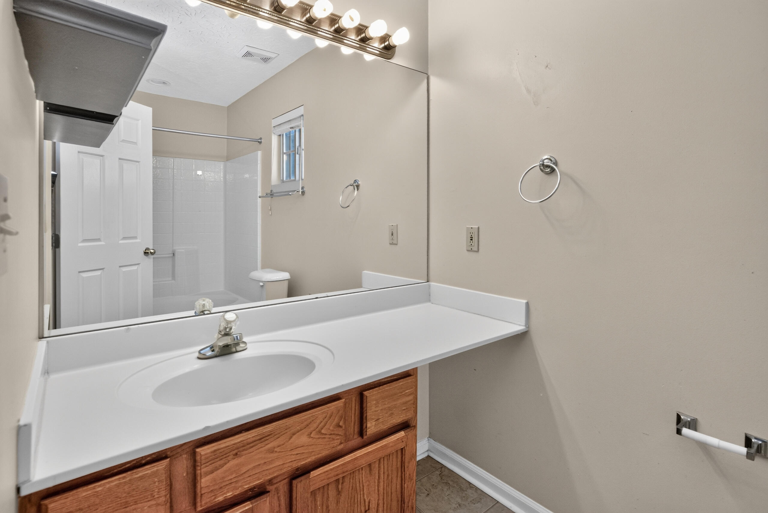 2568 Checkerberry Drive Property Photo 16