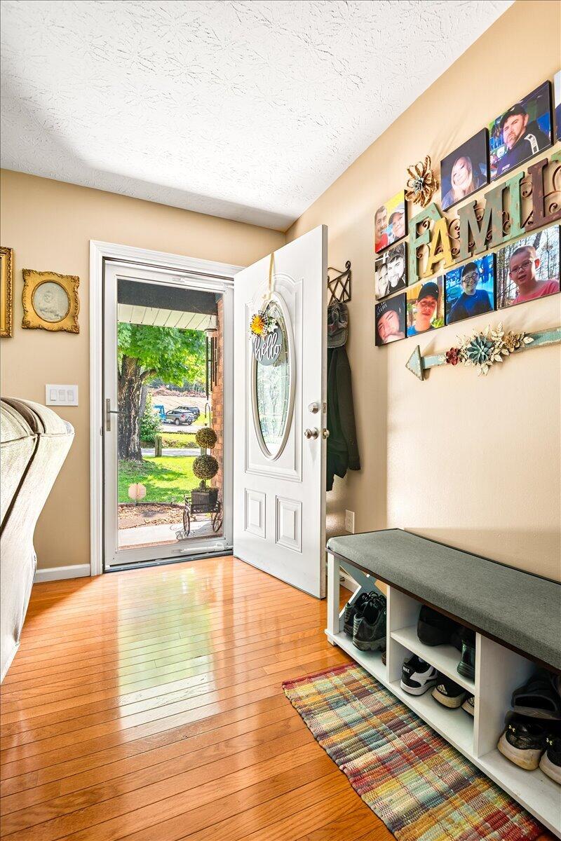 1406 Oak Ridge Road Property Photo 4