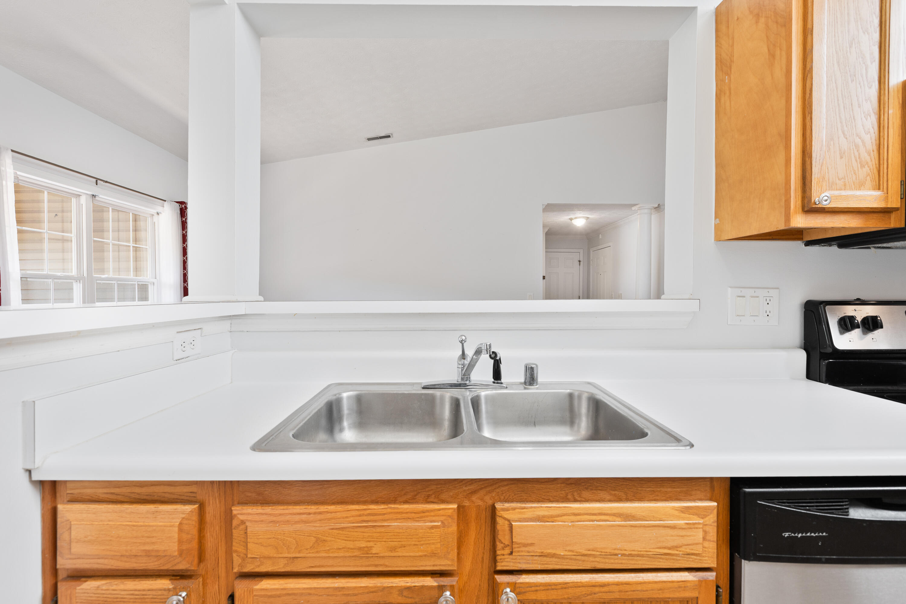 298 Deepwoods Drive Property Photo 8