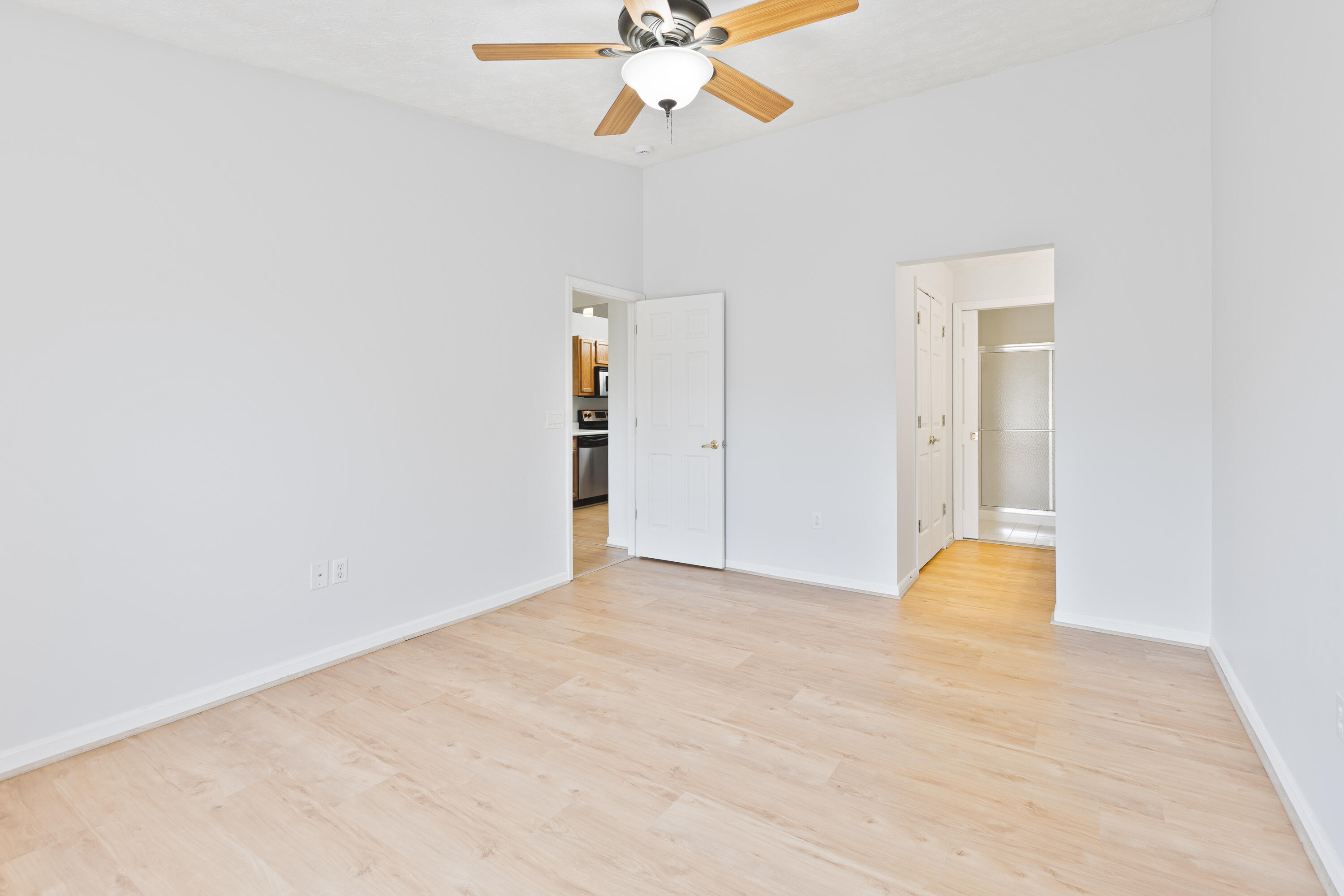 298 Deepwoods Drive Property Photo 16