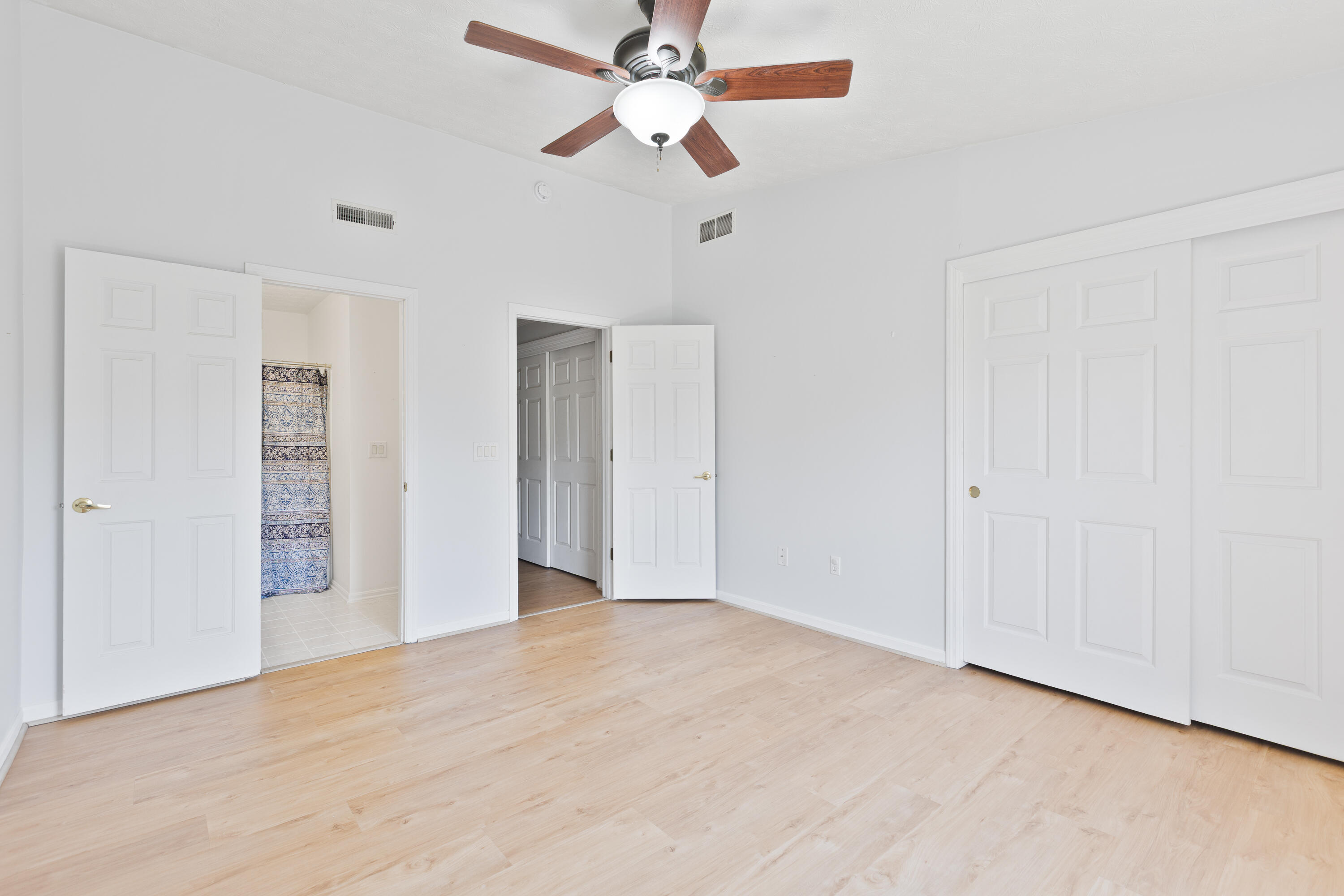 298 Deepwoods Drive Property Photo 21