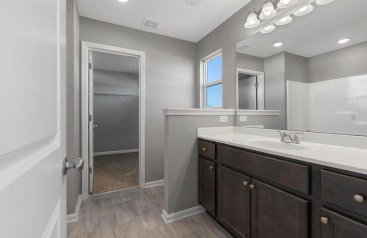 8165 Driftwood Loop Property Photo 5