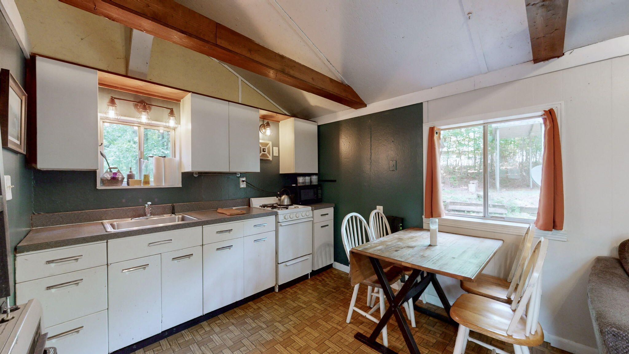 33 Canal Drive Property Photo 4