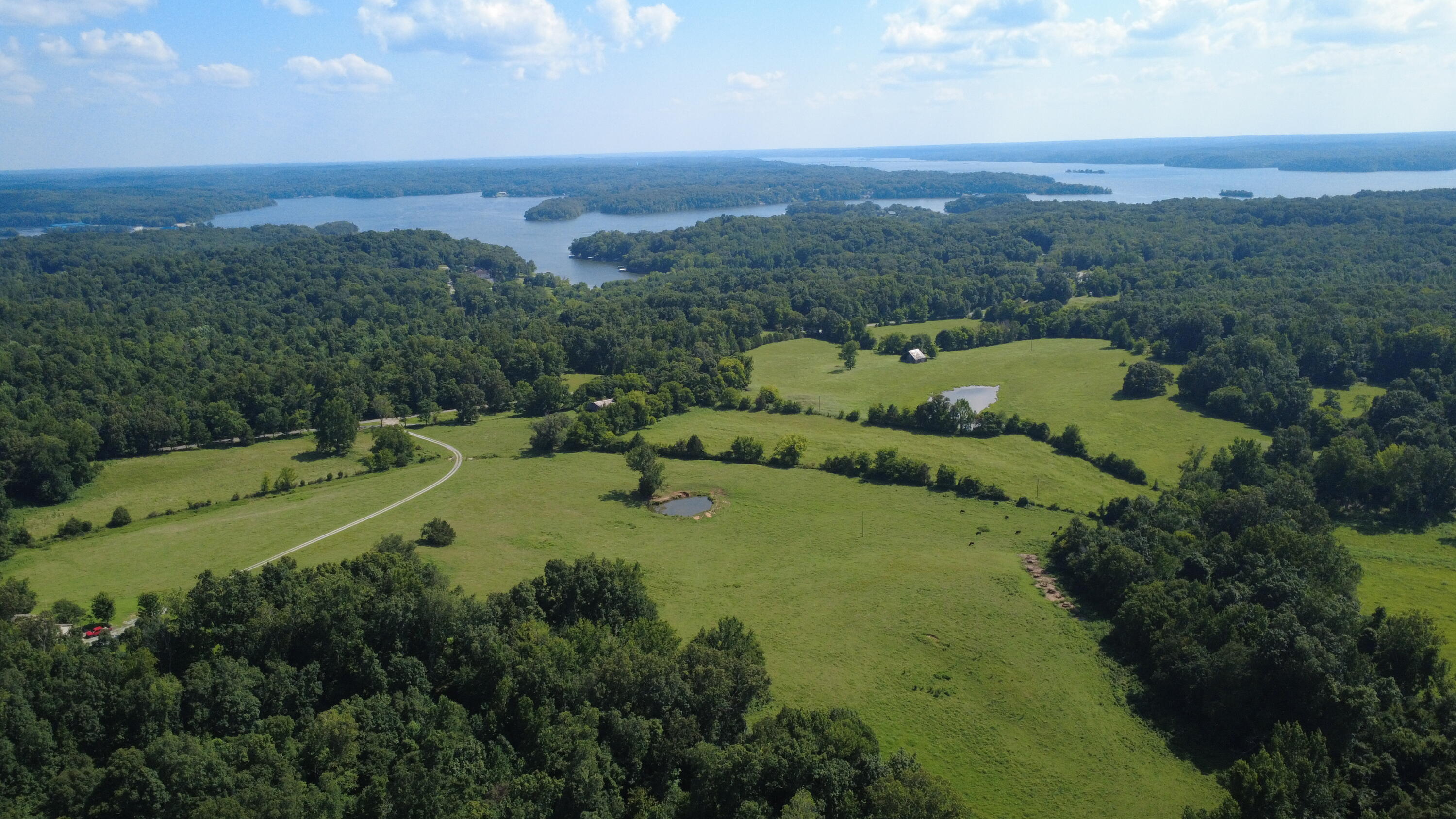 625 Rich Circle Property Photo 2