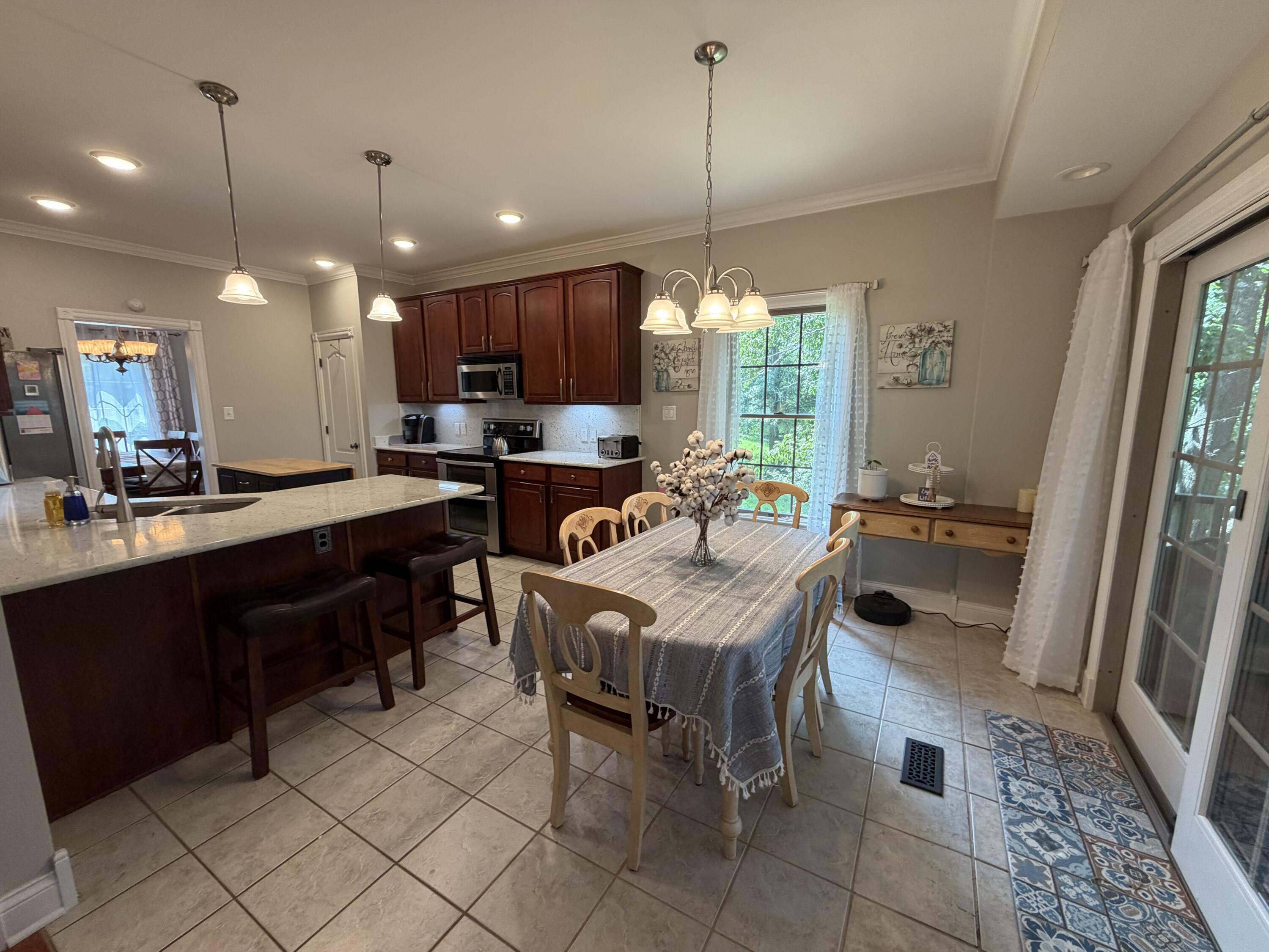 233 View Point Drive Property Photo 16