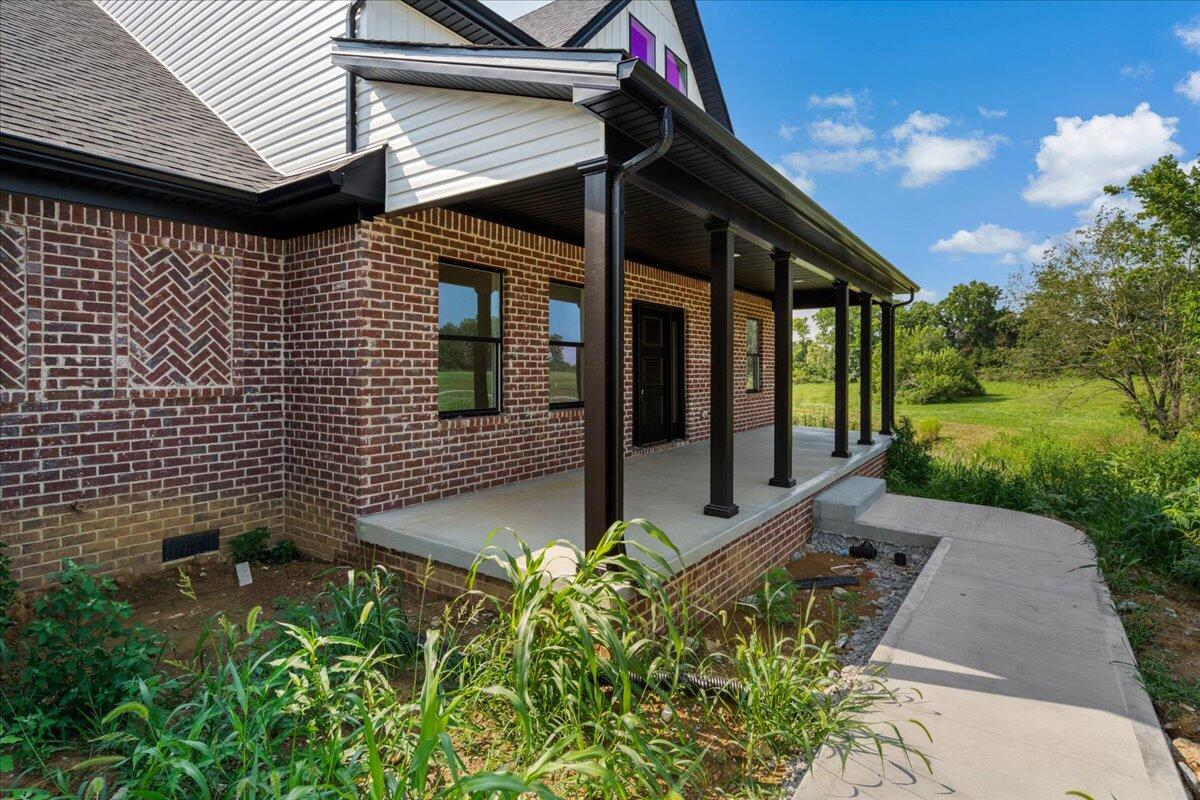 200 Maple Lawn Circle Property Photo 9