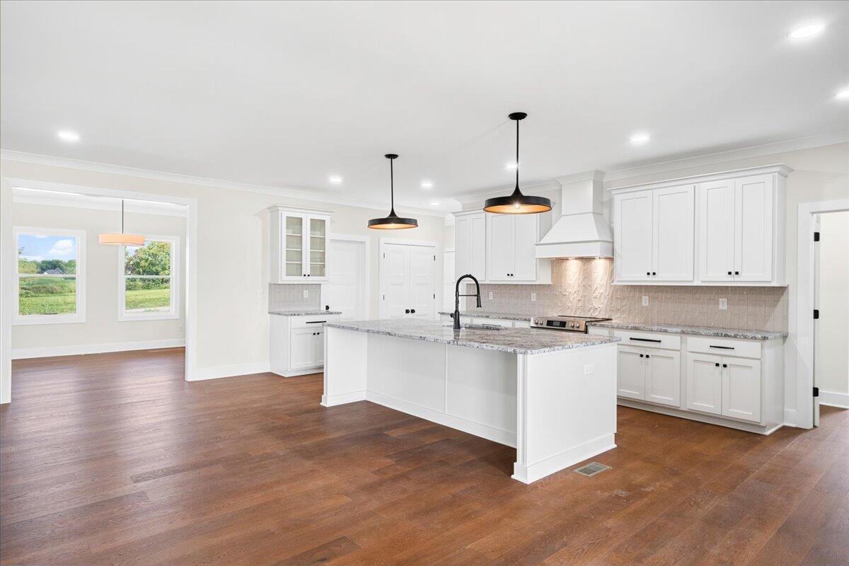 200 Maple Lawn Circle Property Photo 18