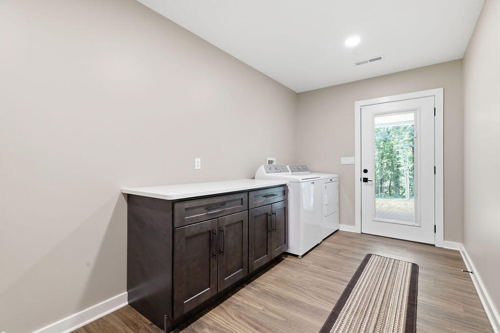 91 Cody Drive Property Photo 28