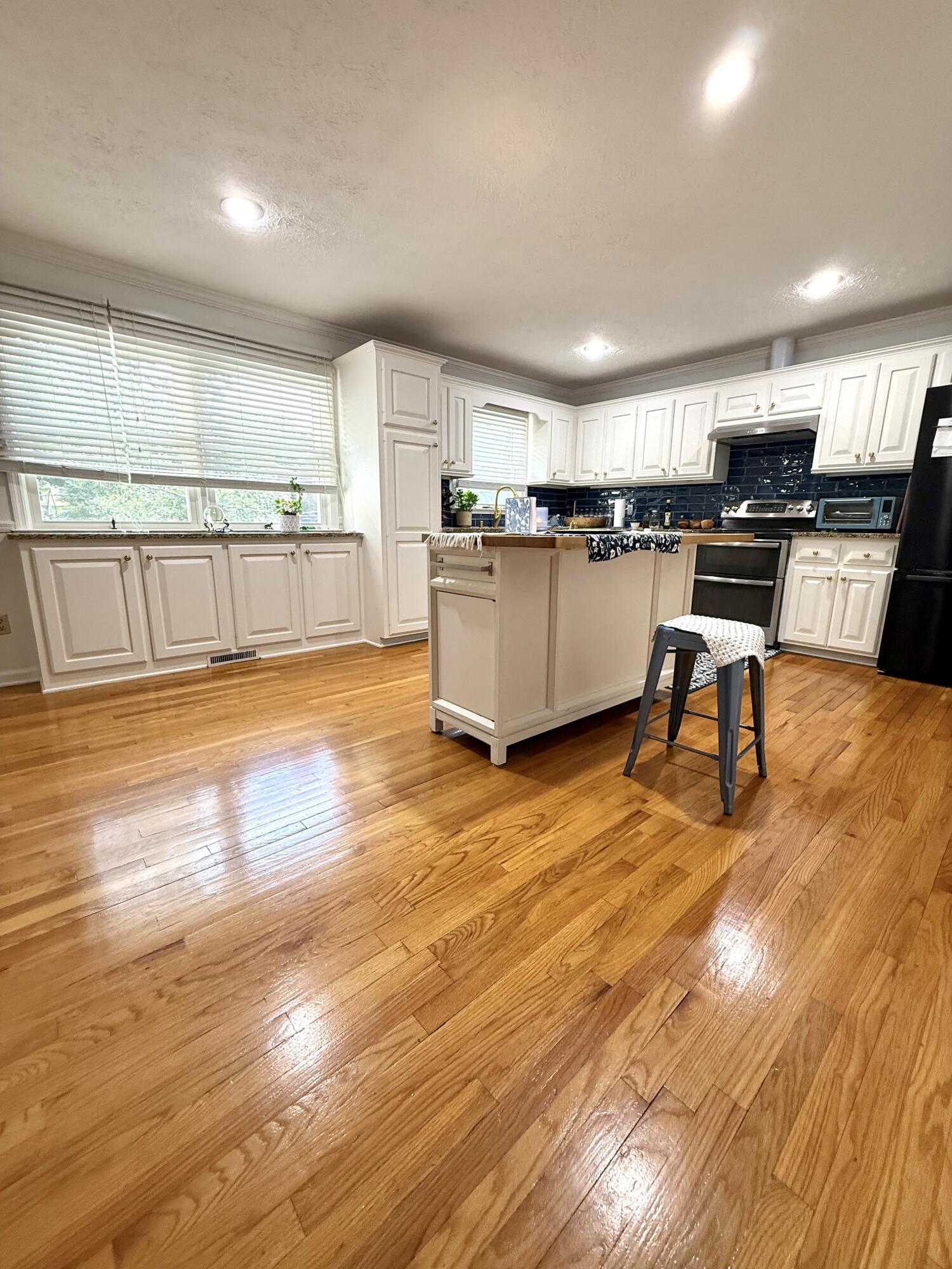 450 Osprey Circle Property Photo 6