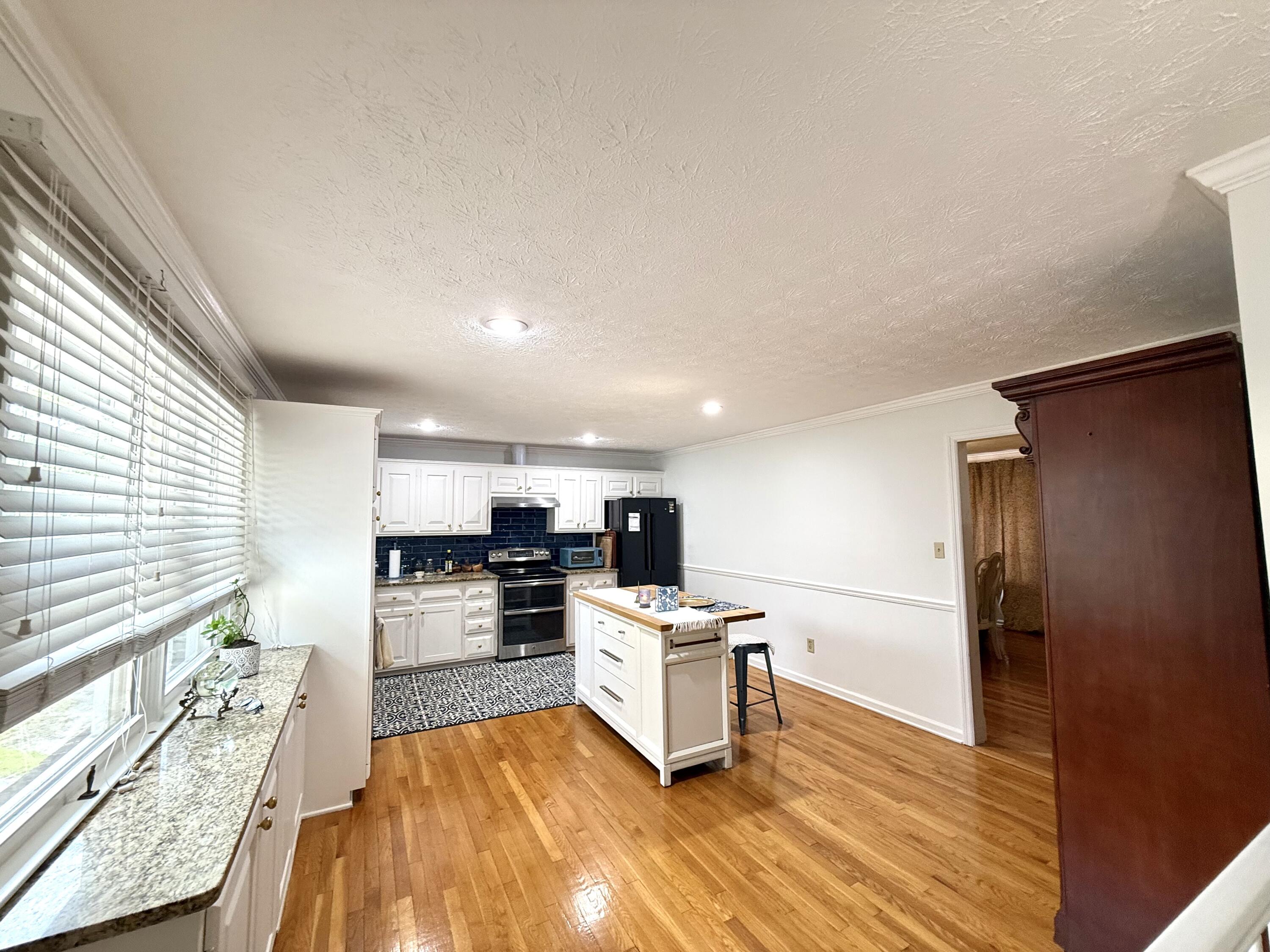 450 Osprey Circle Property Photo 8