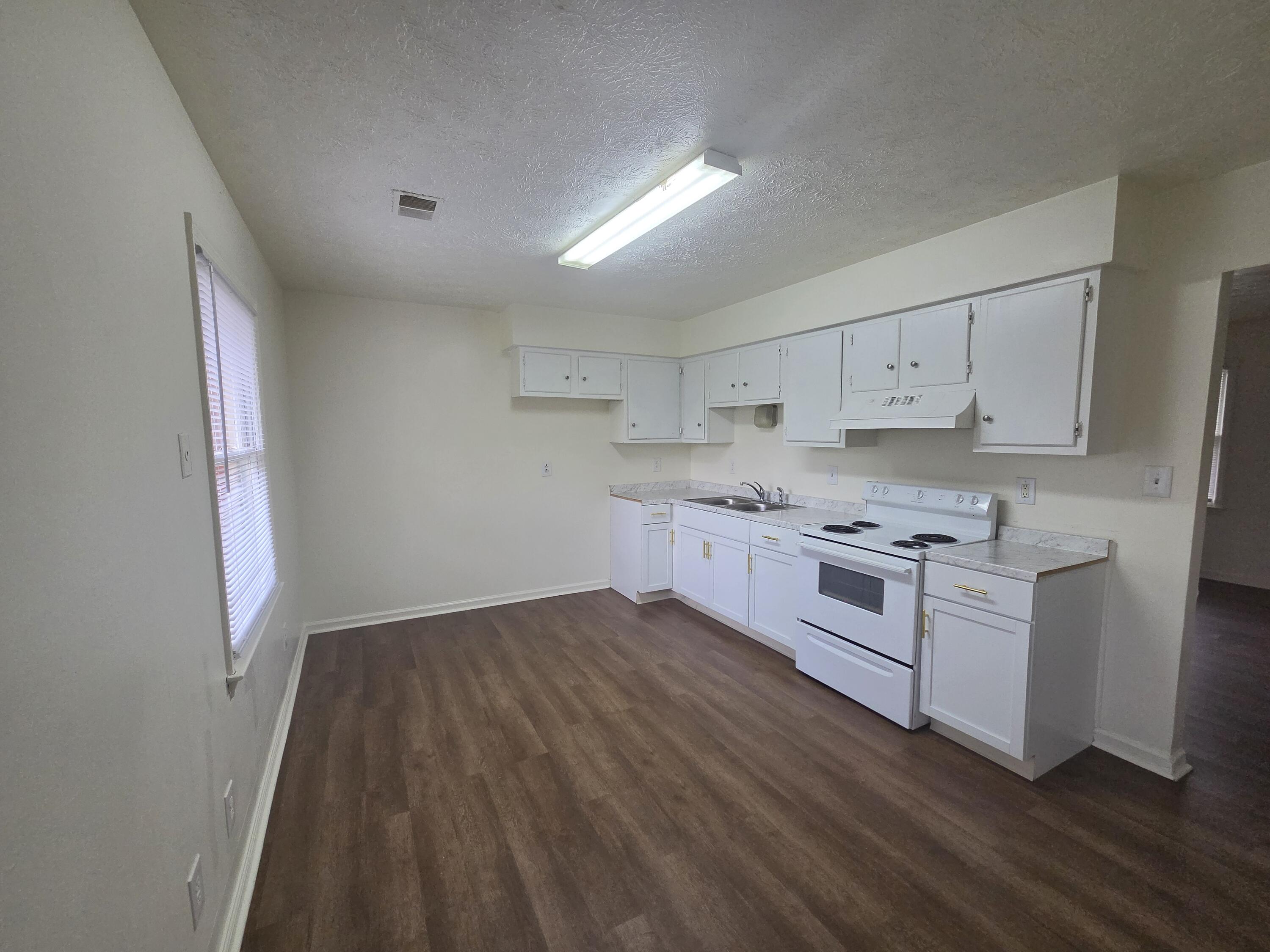 3777 Red River Drive Property Photo 3