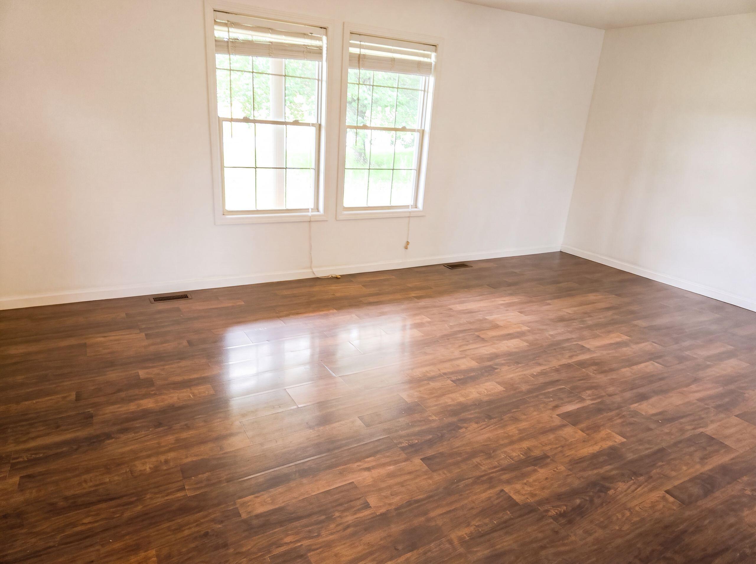 1317 Twin Brook Drive Property Photo 7