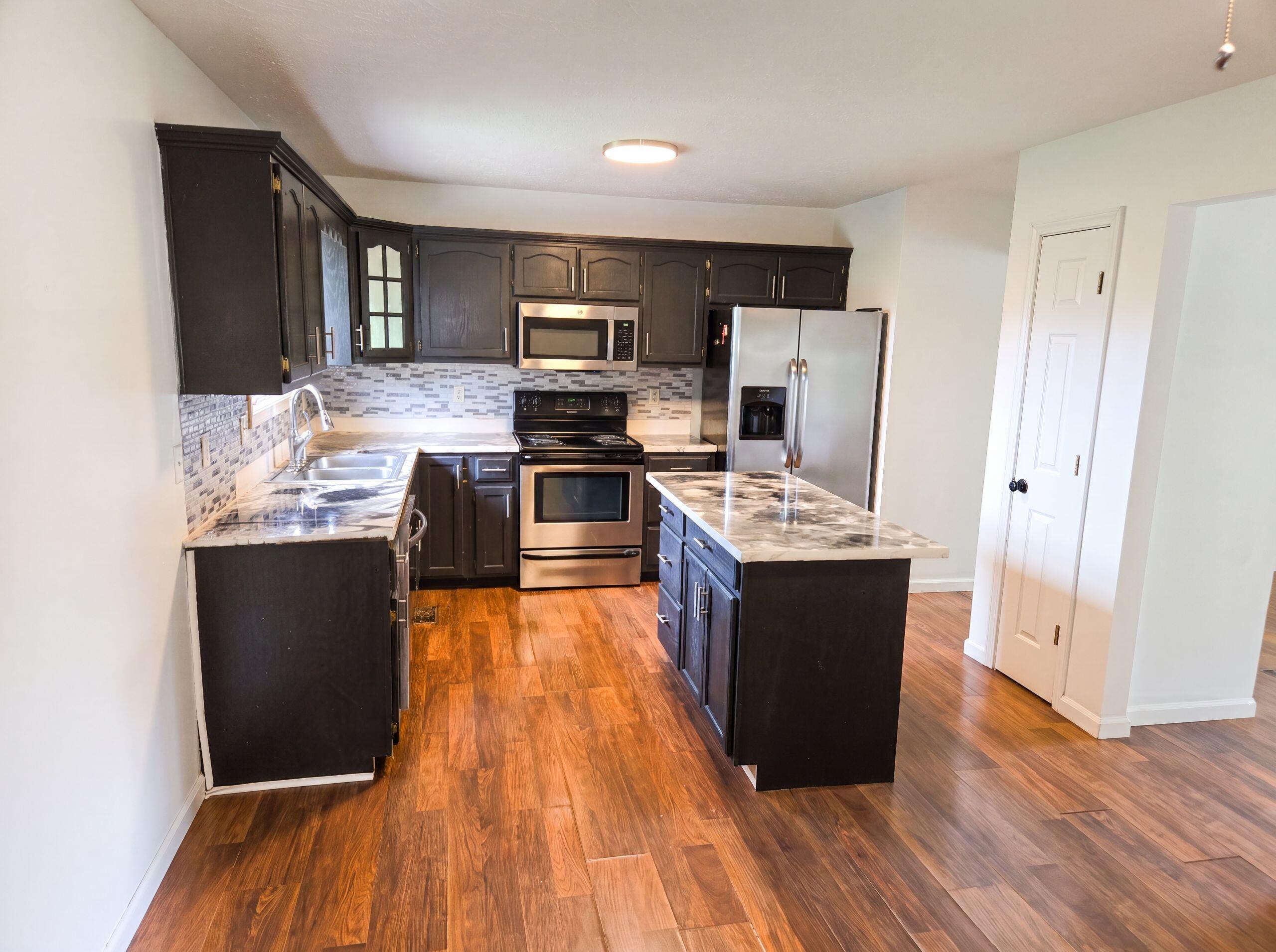 1317 Twin Brook Drive Property Photo 8