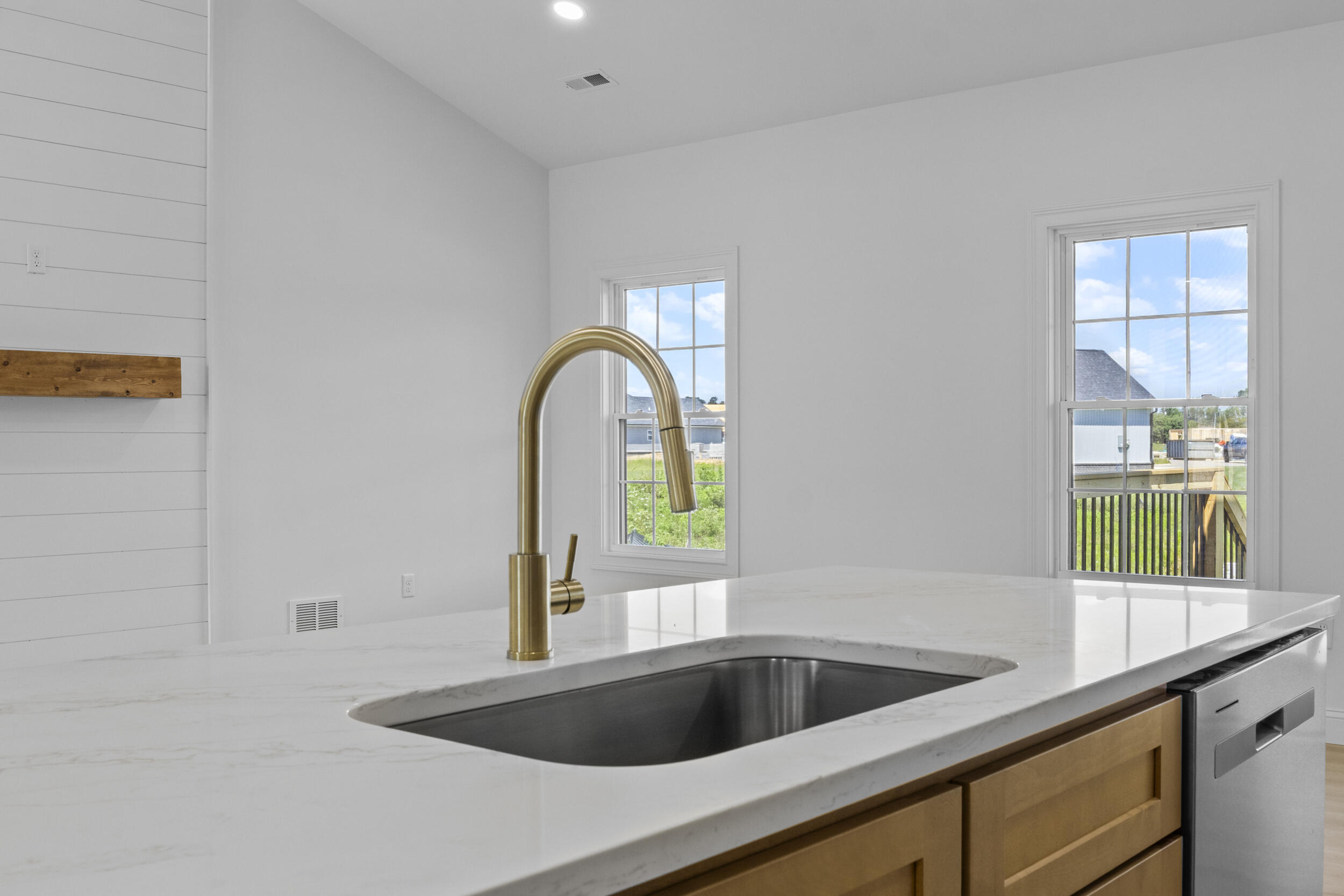 334 Mohegan Trail Property Photo 10
