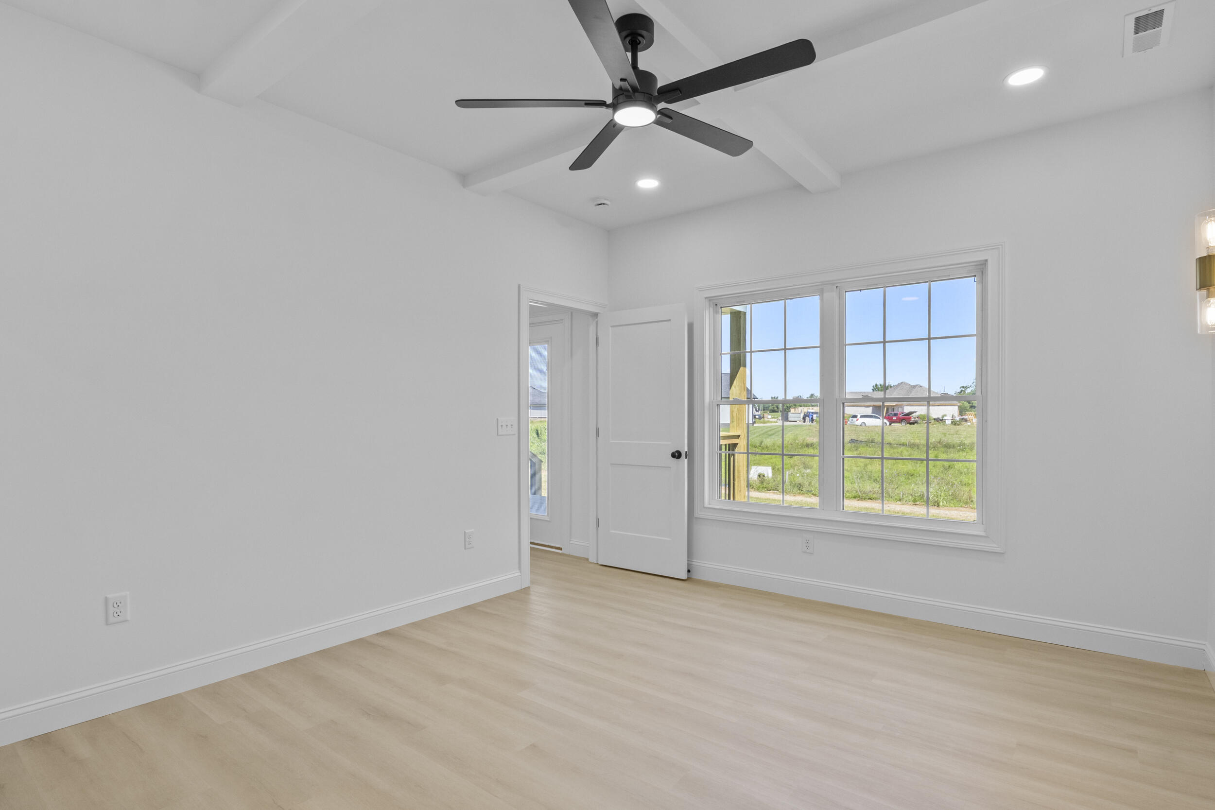334 Mohegan Trail Property Photo 18