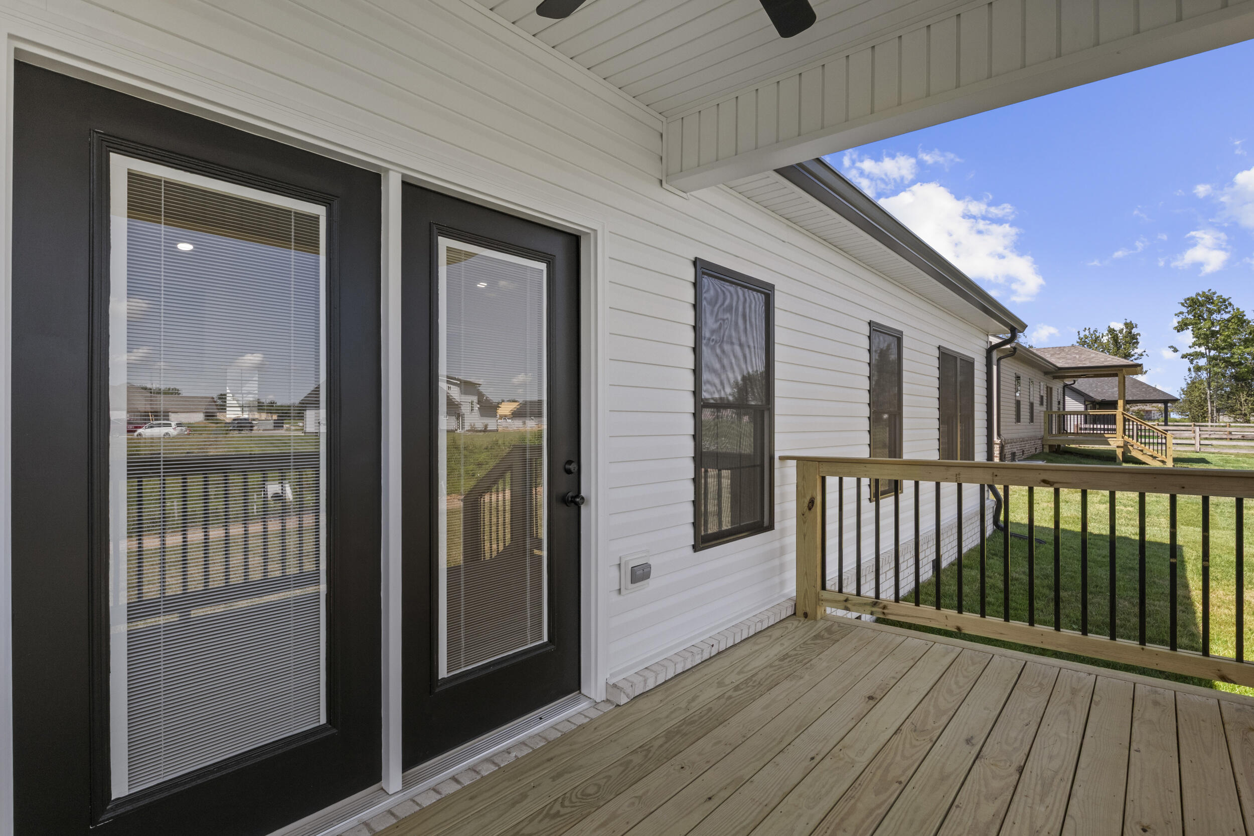 334 Mohegan Trail Property Photo 28