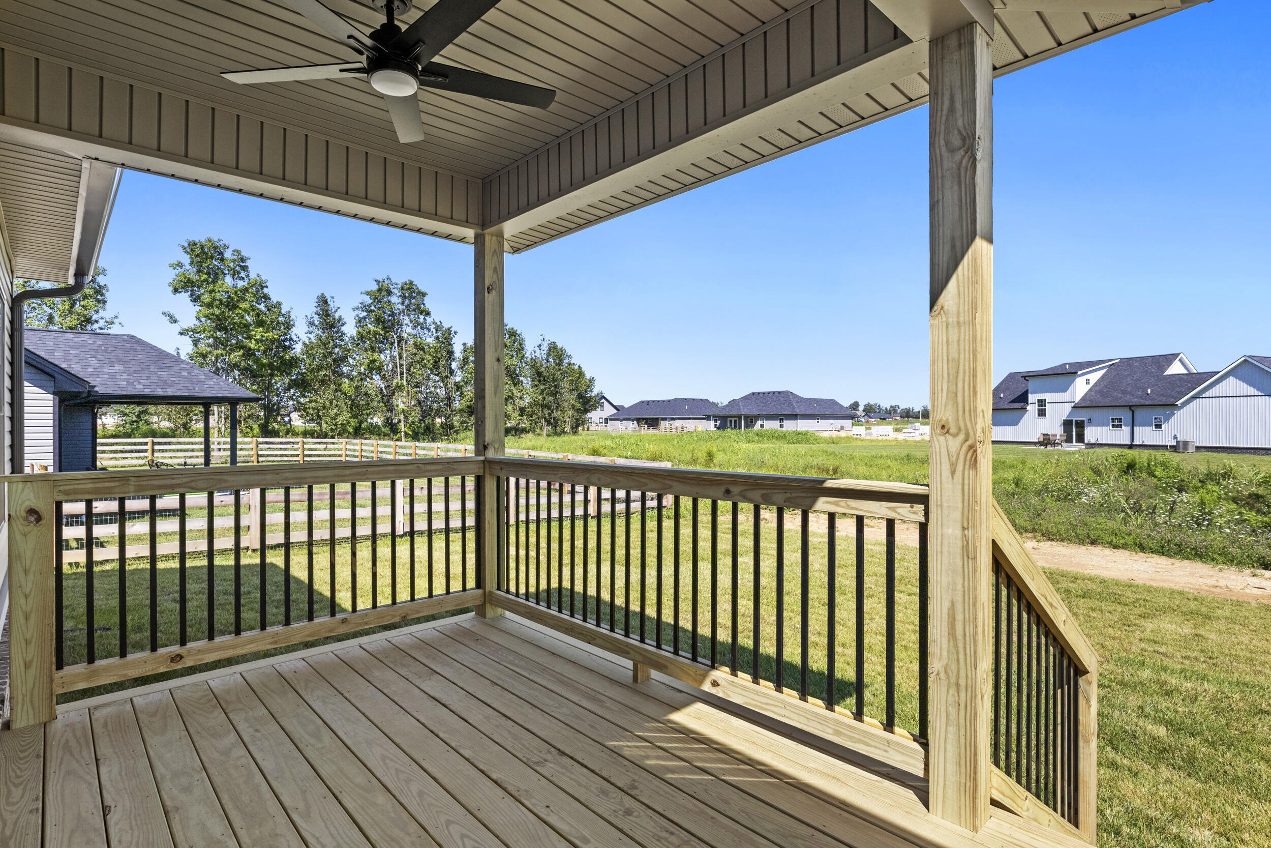 332 Mohegan Trail Property Photo 30