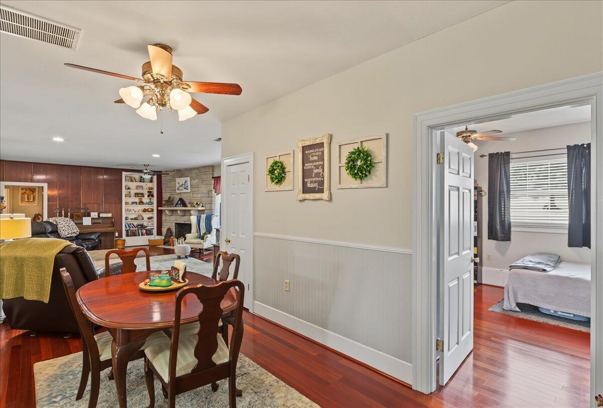 102 Maplewood Drive Property Photo 11