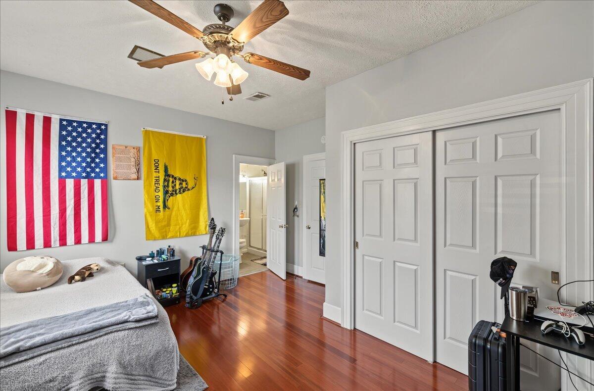 102 Maplewood Drive Property Photo 13