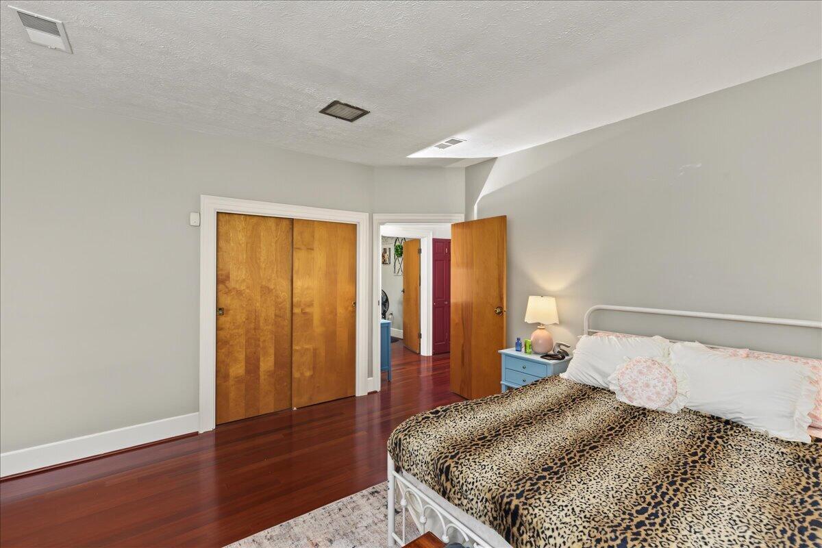 102 Maplewood Drive Property Photo 36