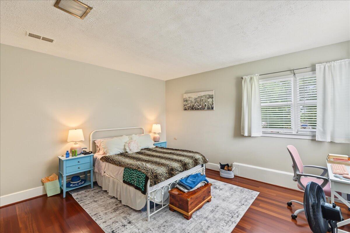 102 Maplewood Drive Property Photo 37