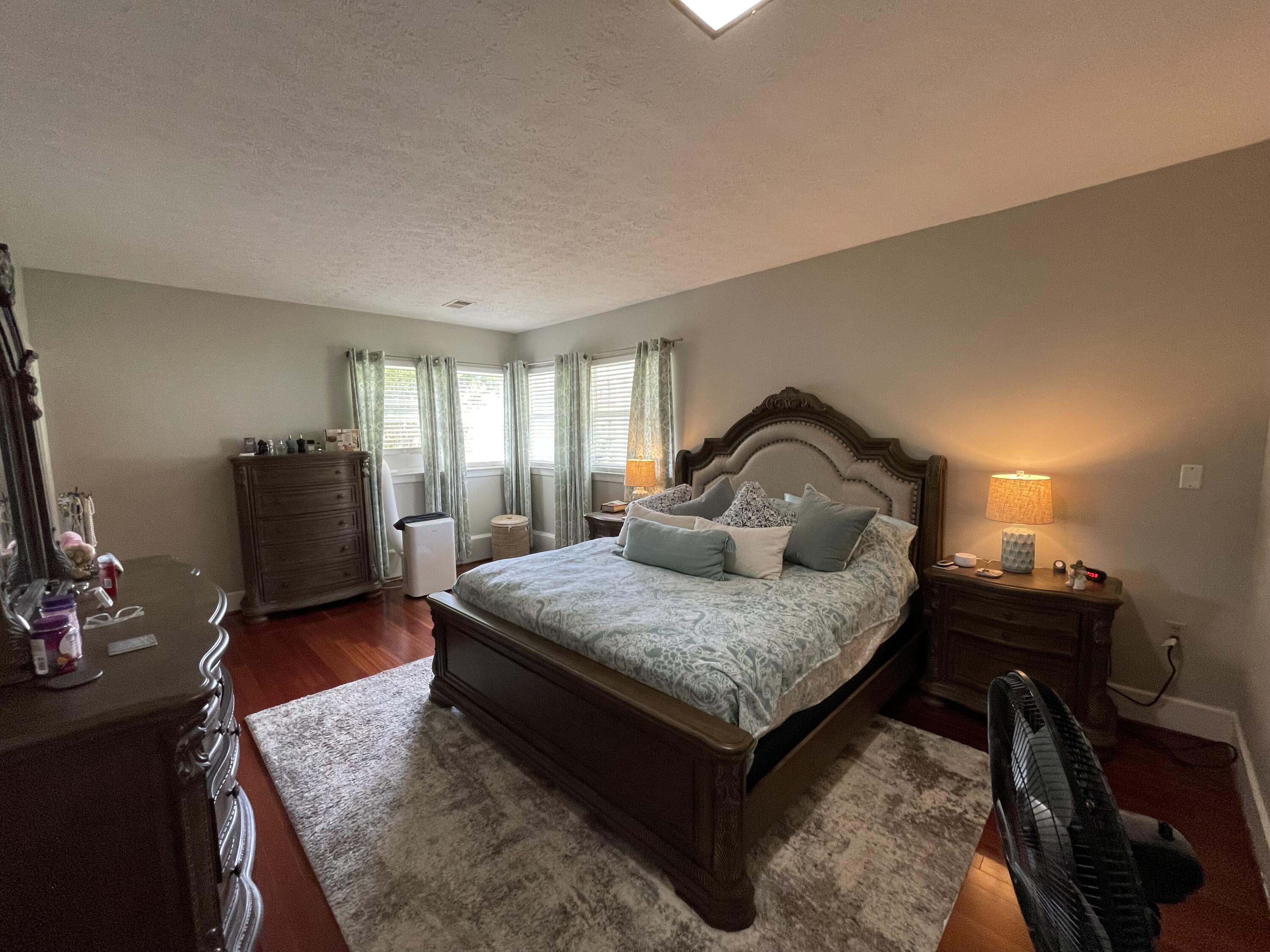 102 Maplewood Drive Property Photo 43