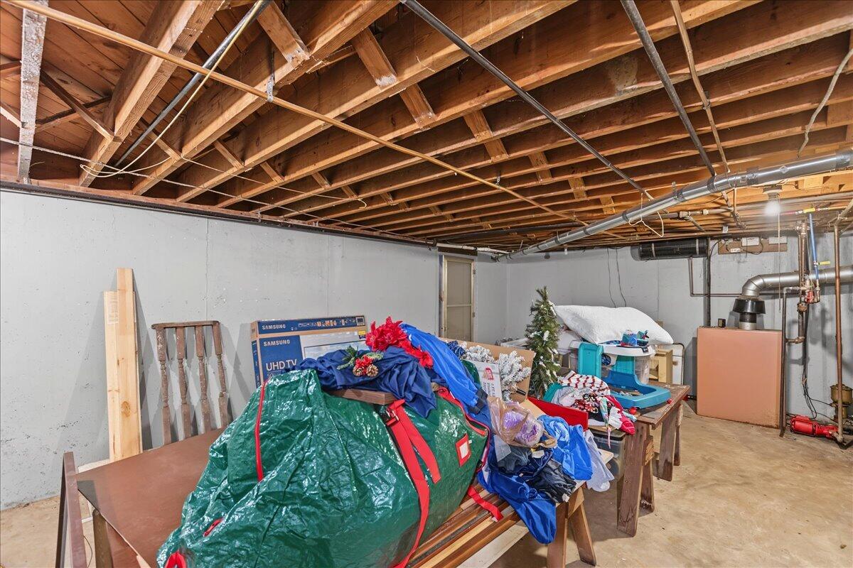 102 Maplewood Drive Property Photo 43