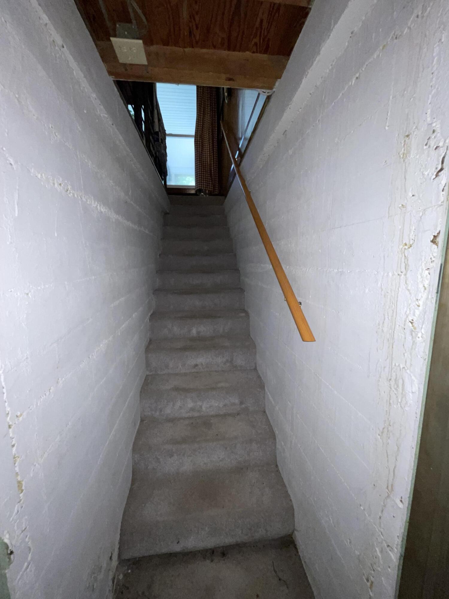 102 Maplewood Drive Property Photo 83