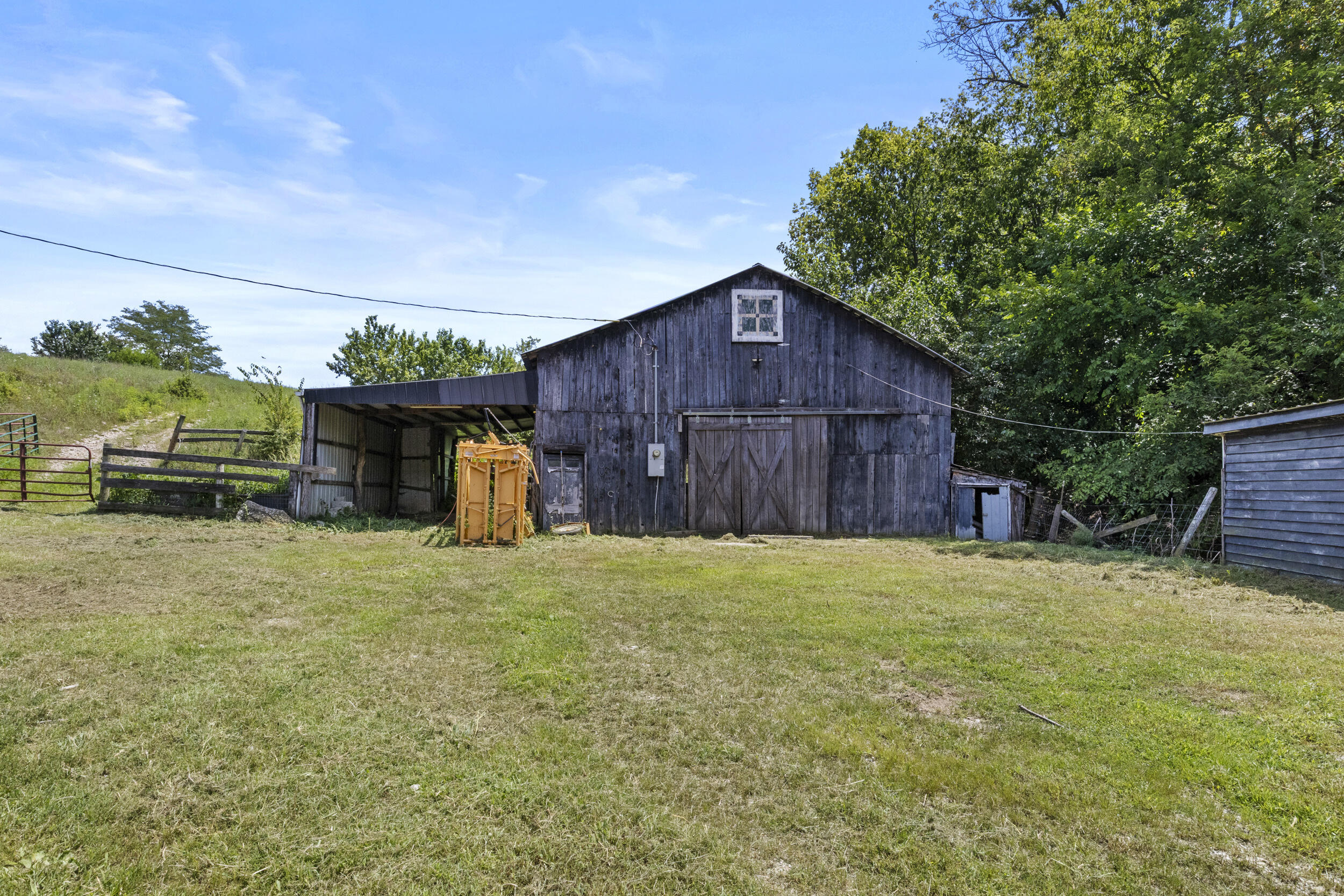 1875 White Oak Road Property Photo 39