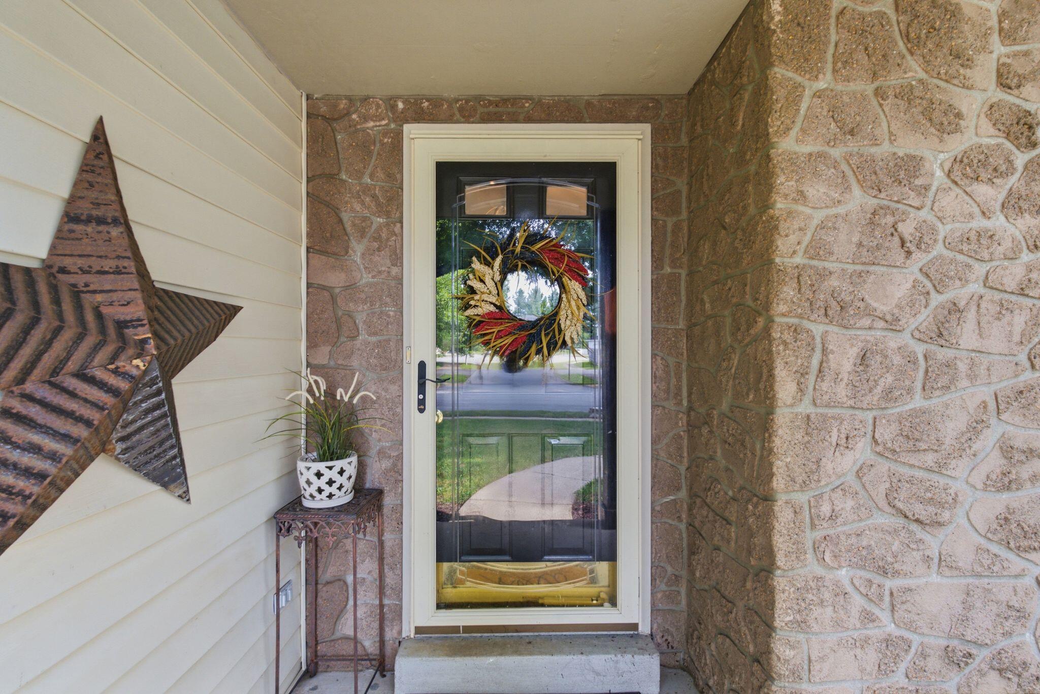 2467 Harrods Pointe Trace Property Photo 4