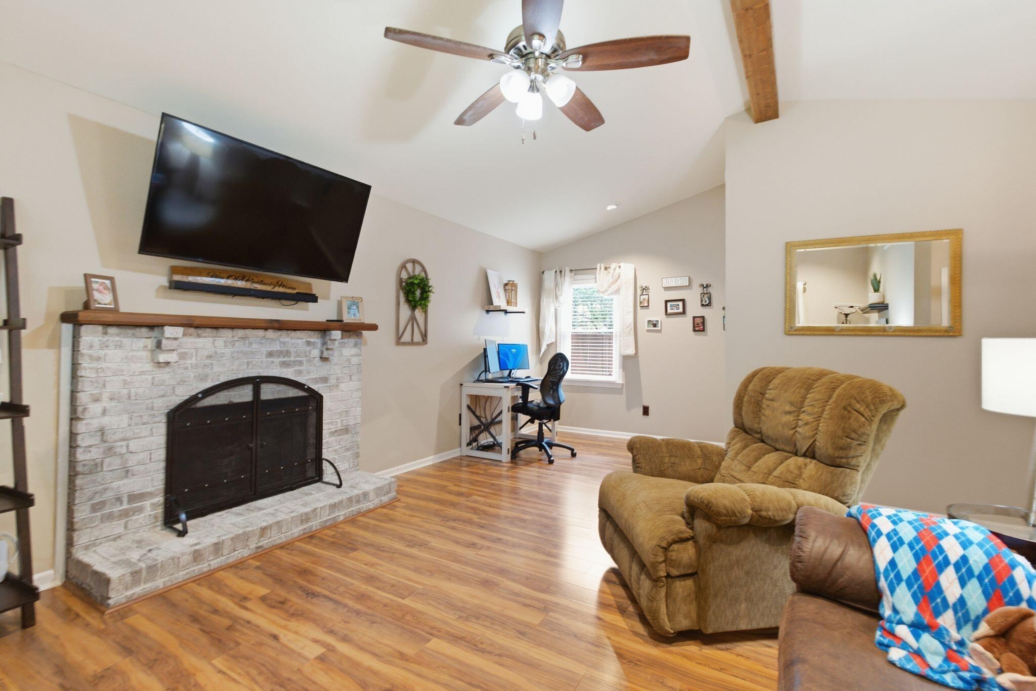 2467 Harrods Pointe Trace Property Photo 11