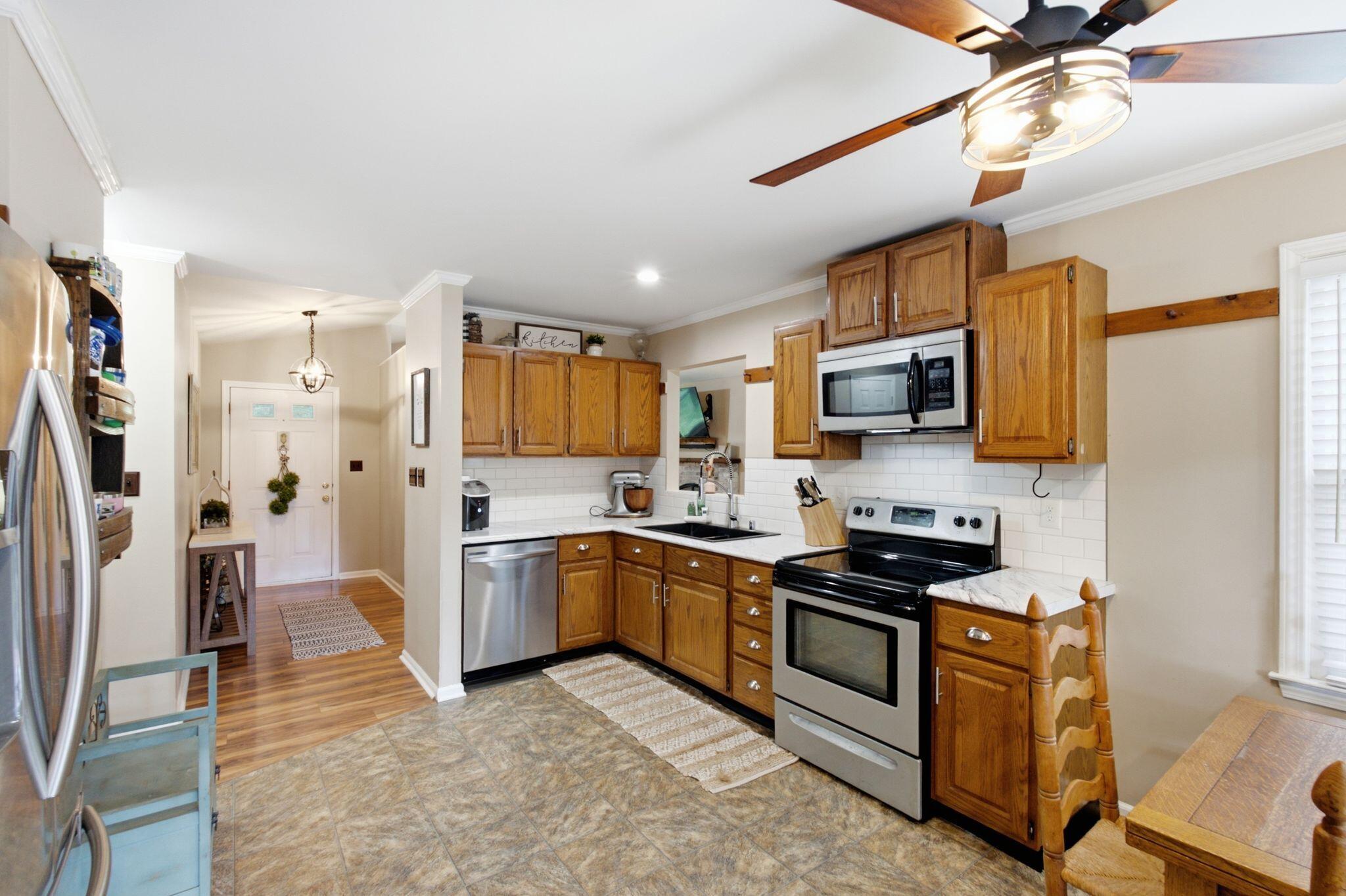 2467 Harrods Pointe Trace Property Photo 13