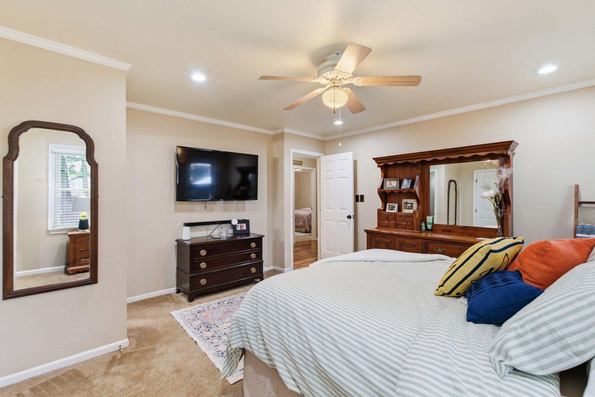 2467 Harrods Pointe Trace Property Photo 29
