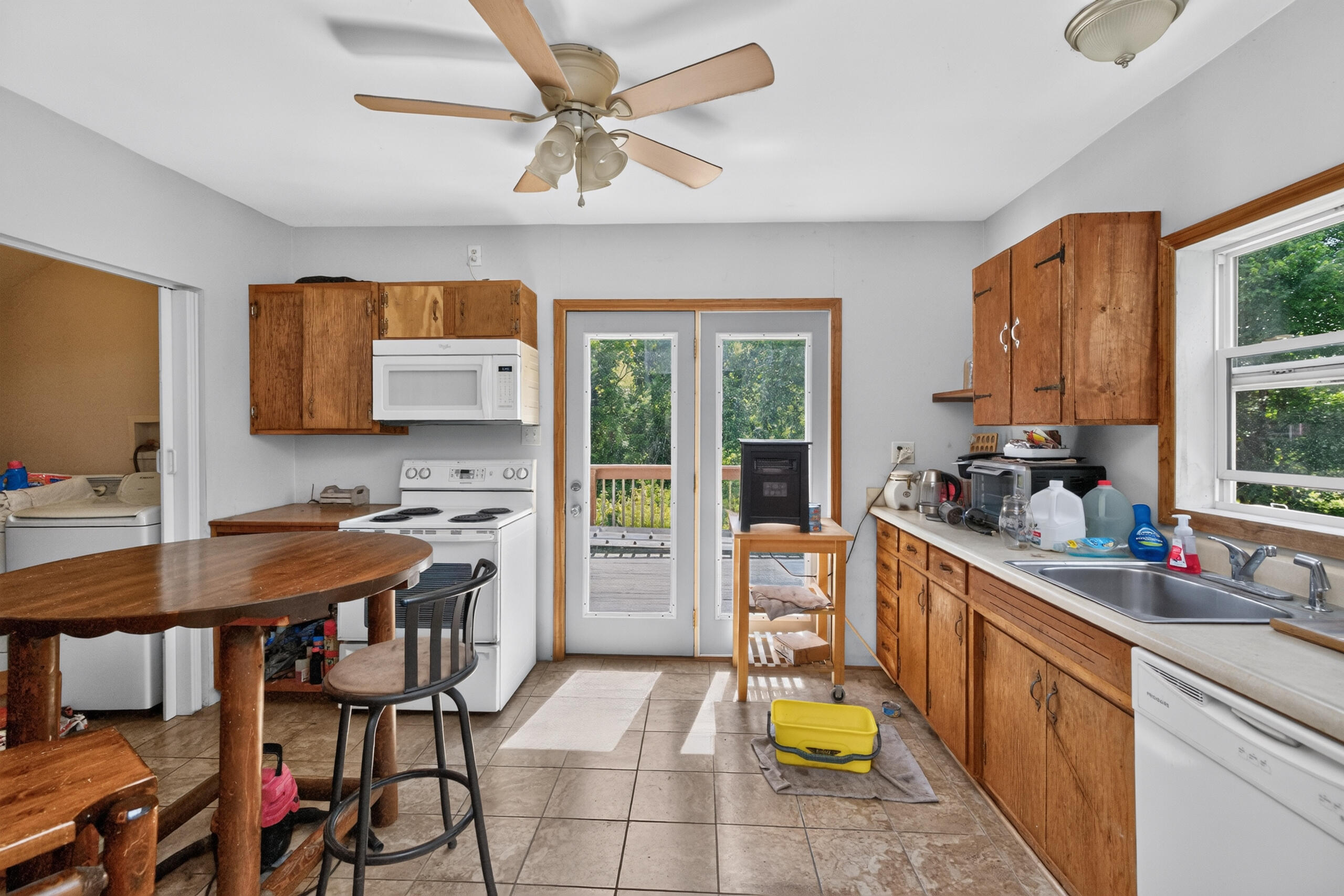 2770 Deep Creek Road Property Photo 8