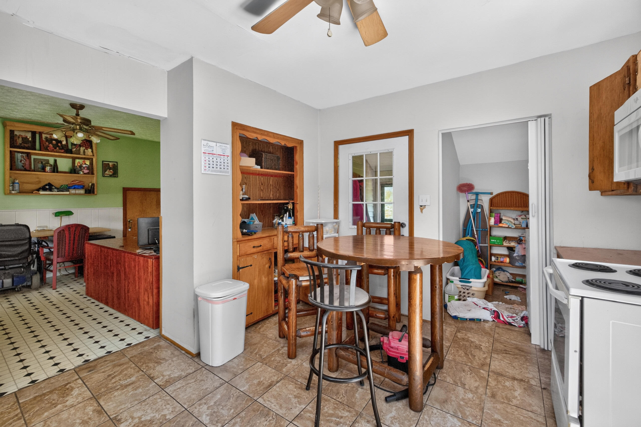 2770 Deep Creek Road Property Photo 11