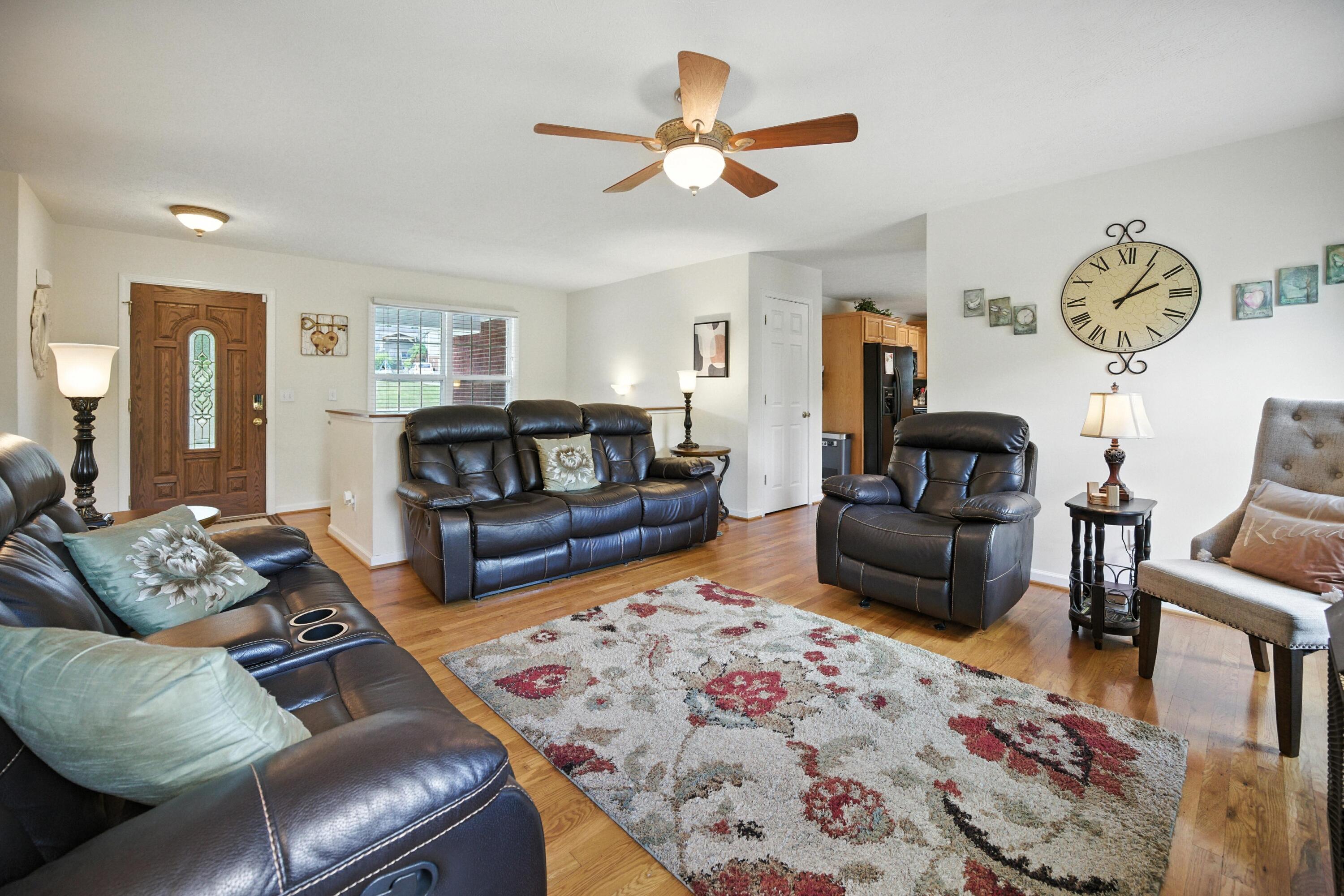 1166 Devane Lane Property Photo 9