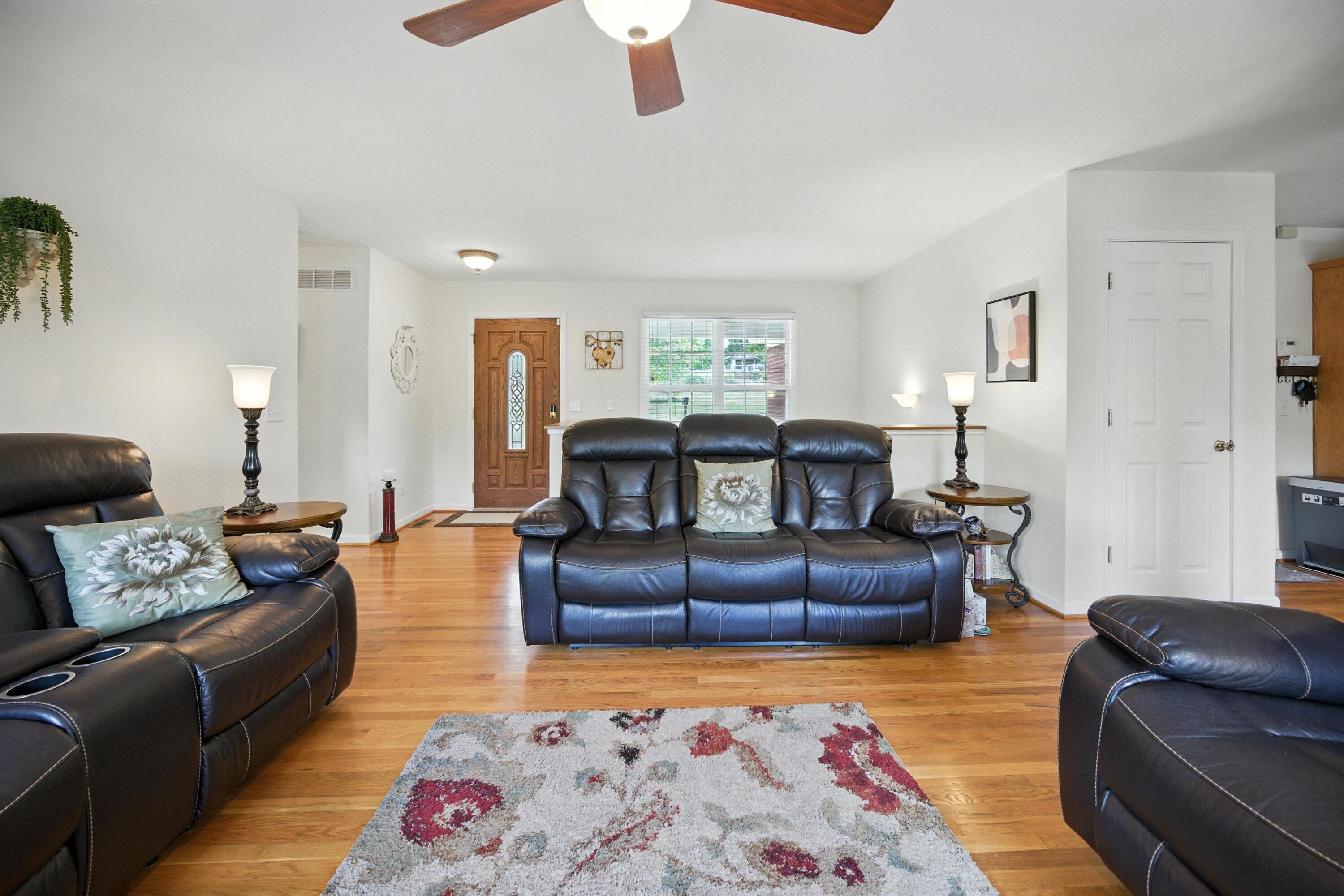 1166 Devane Lane Property Photo 10