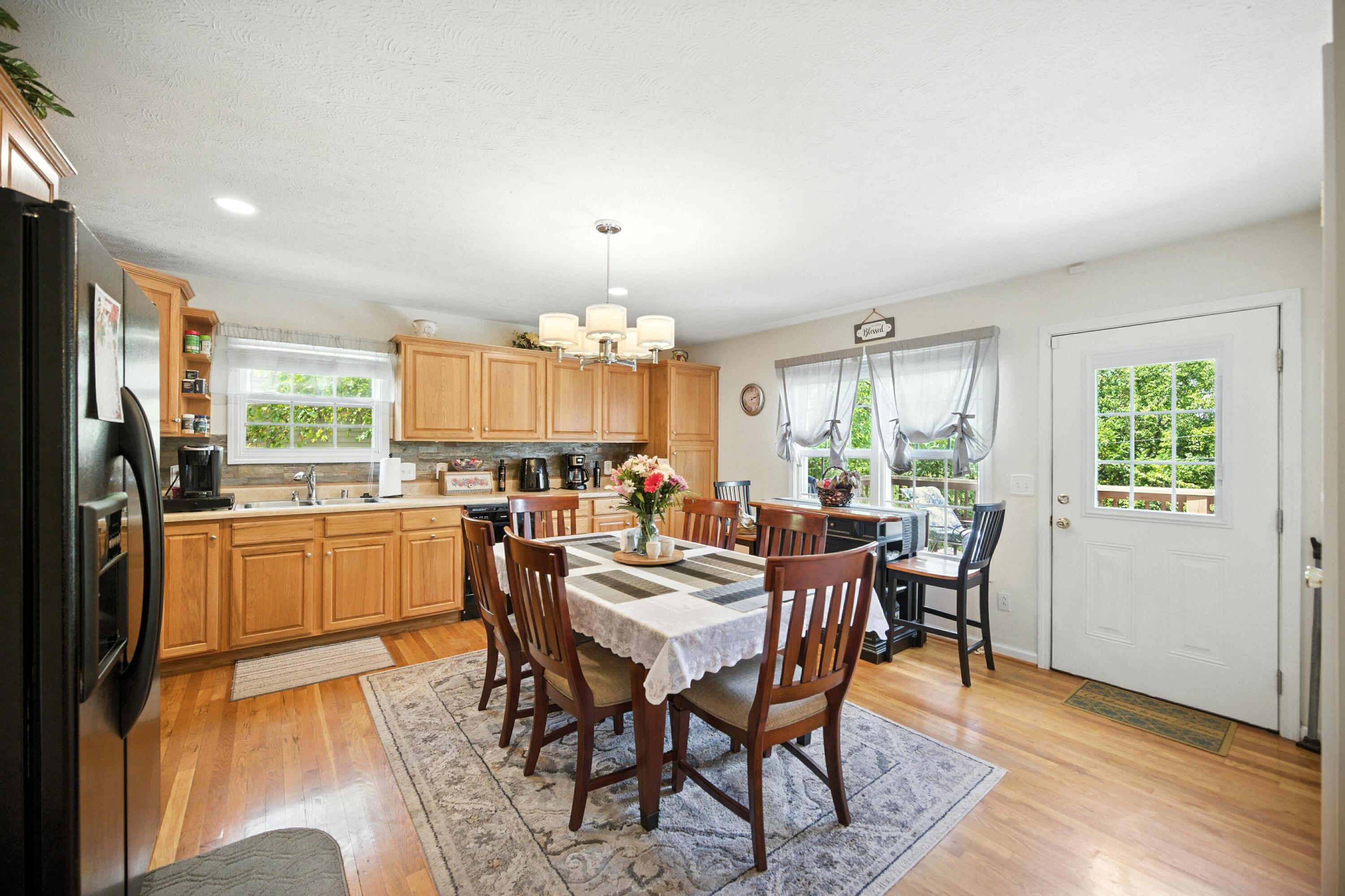 1166 Devane Lane Property Photo 11