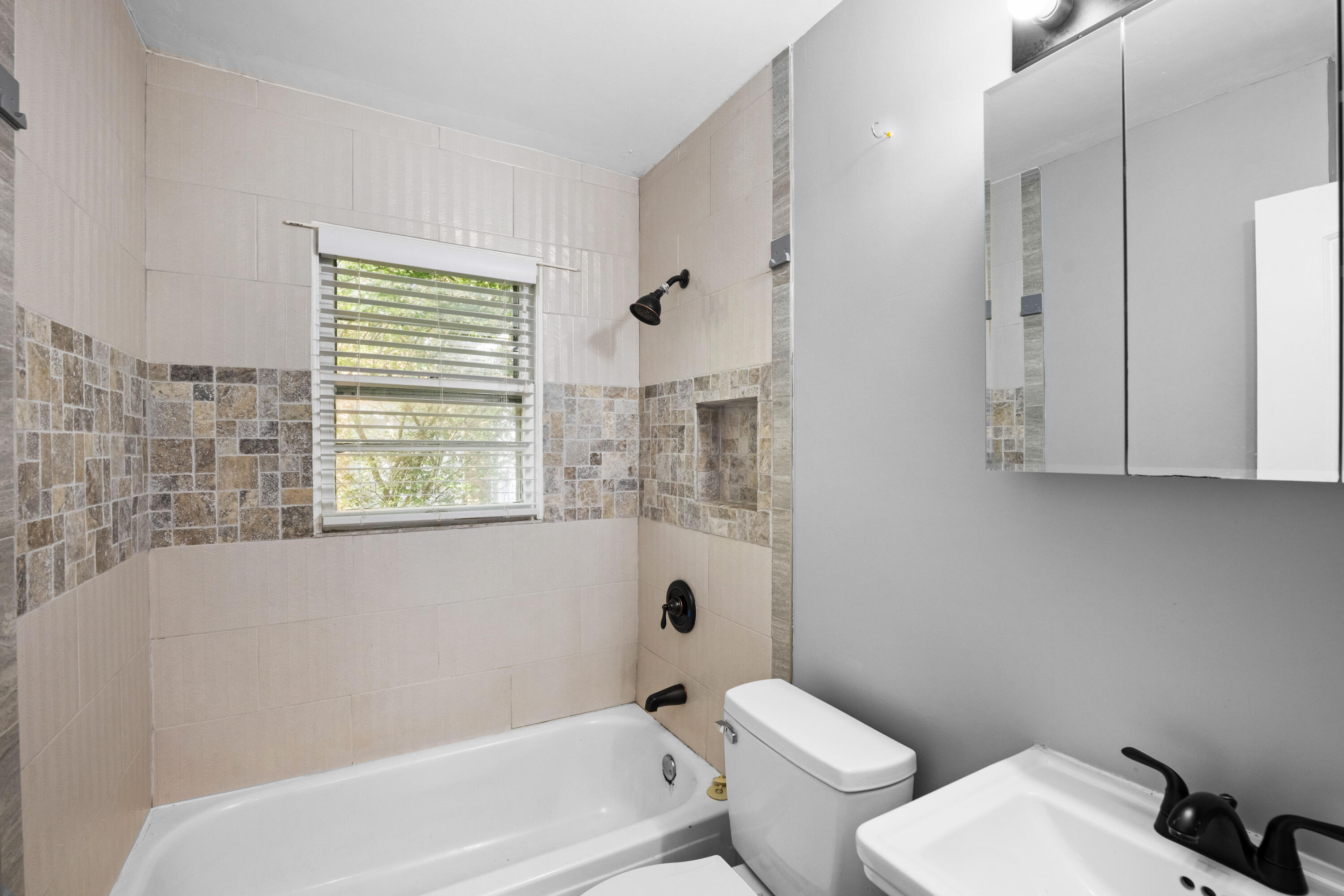 1029 Mcclain Drive Property Photo 16
