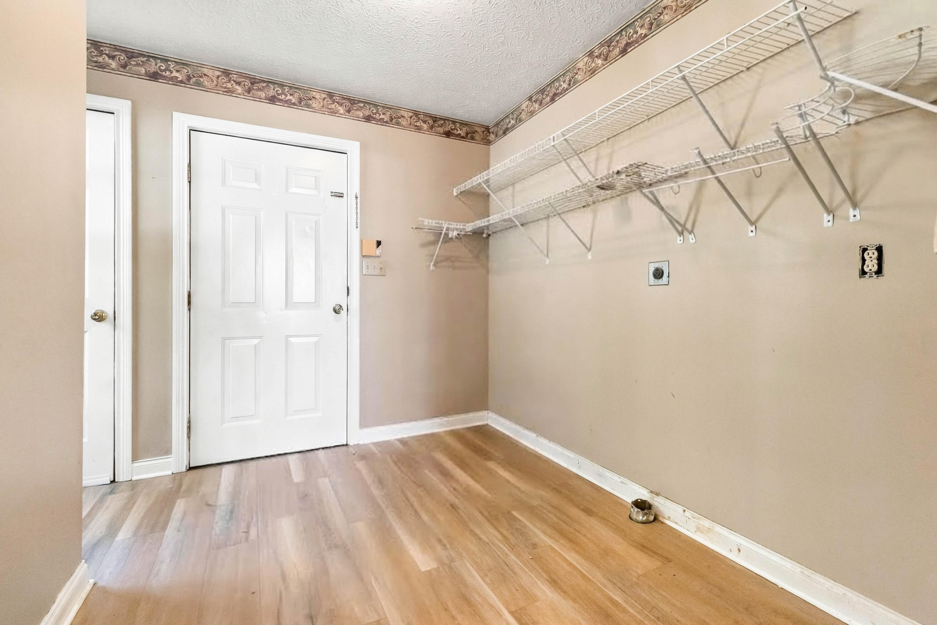 21 Incline Road Property Photo 5