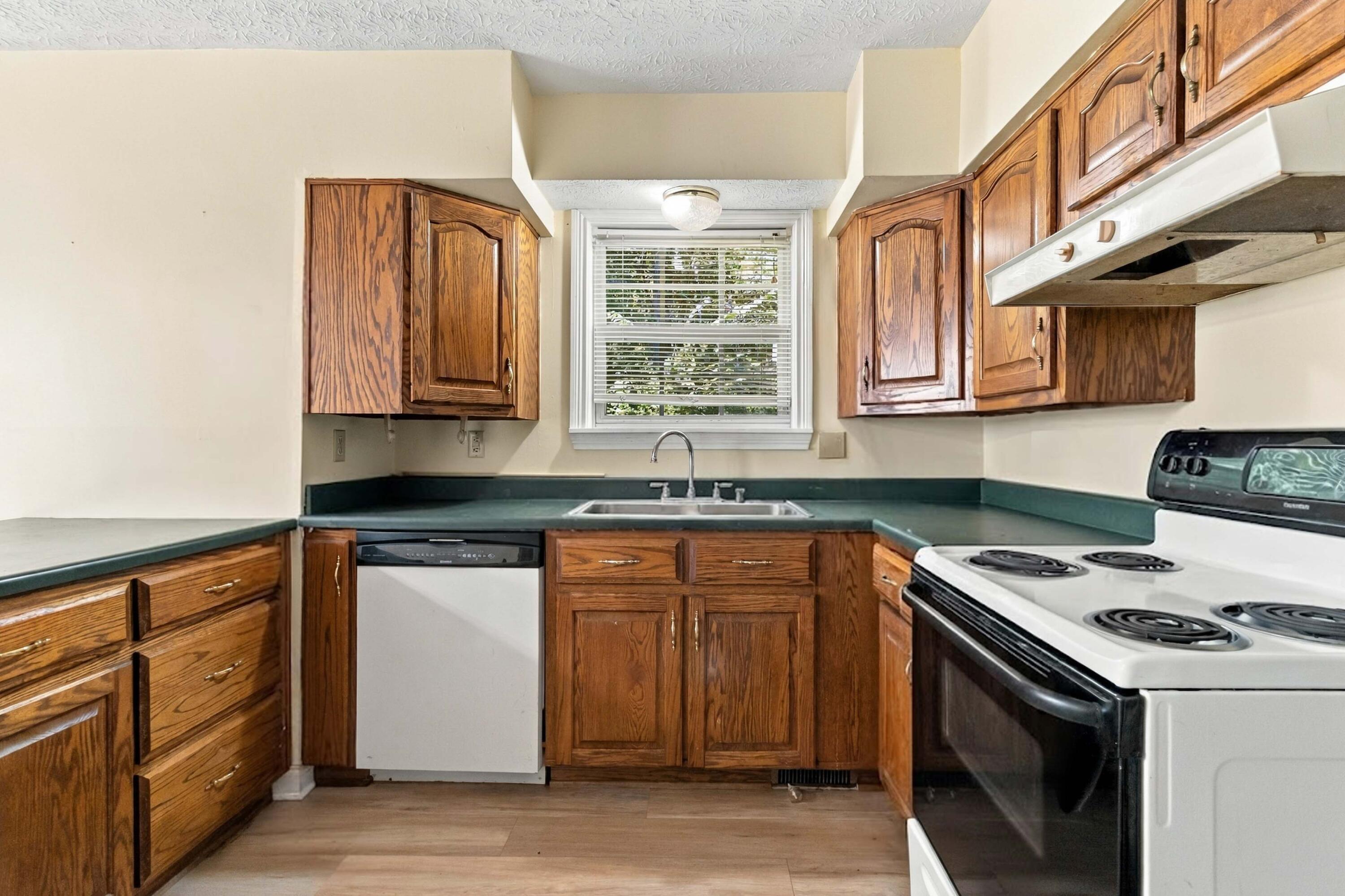 21 Incline Road Property Photo 13
