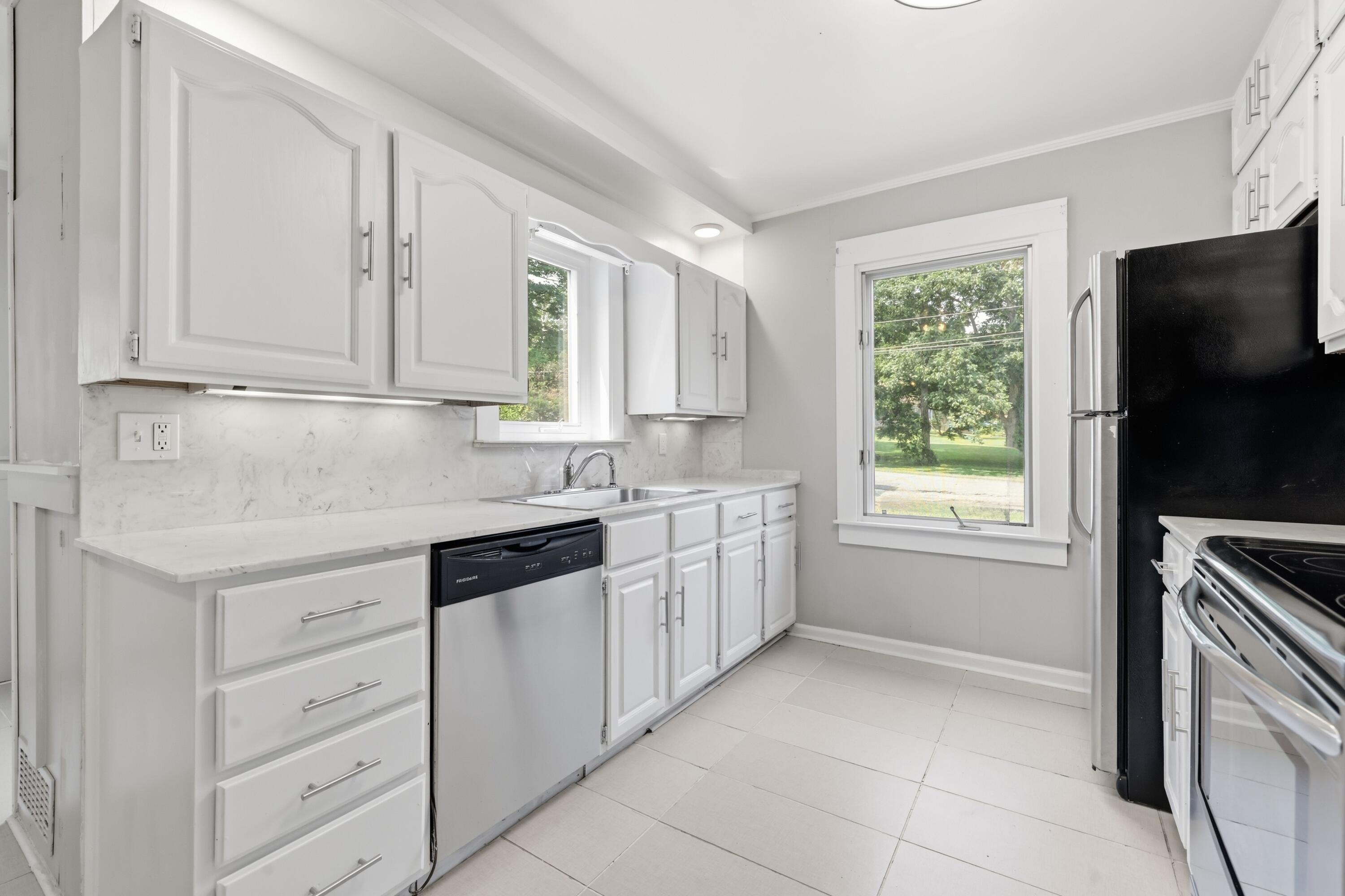 211 S 13th Street Property Photo 16