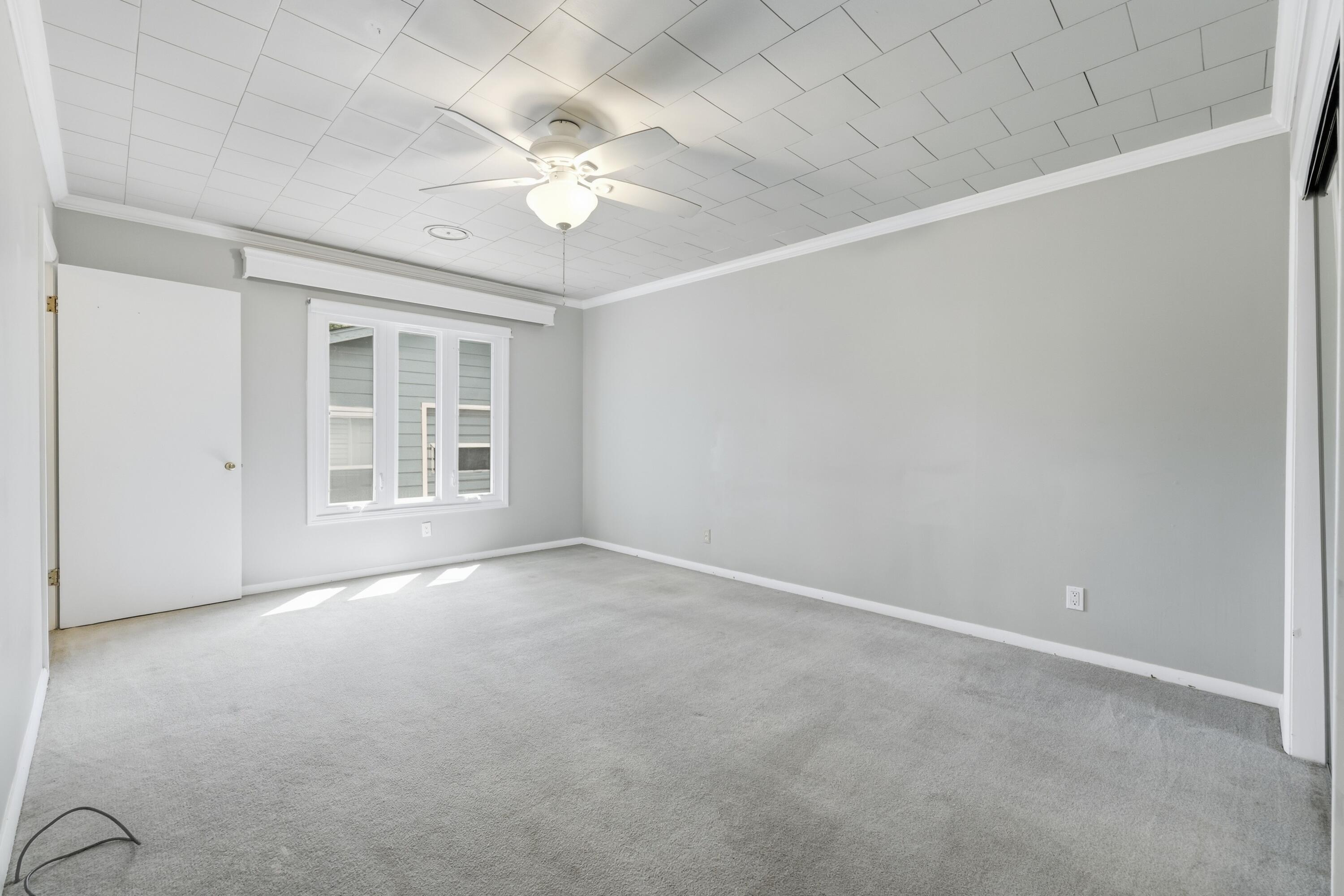 211 S 13th Street Property Photo 27