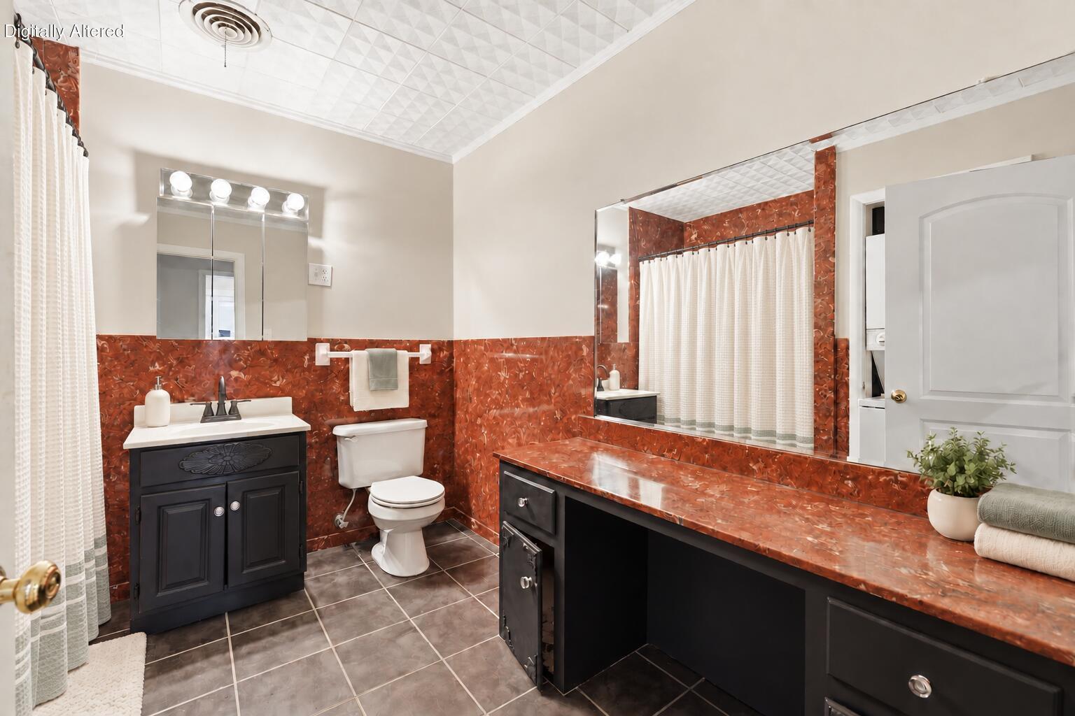 211 S 13th Street Property Photo 38