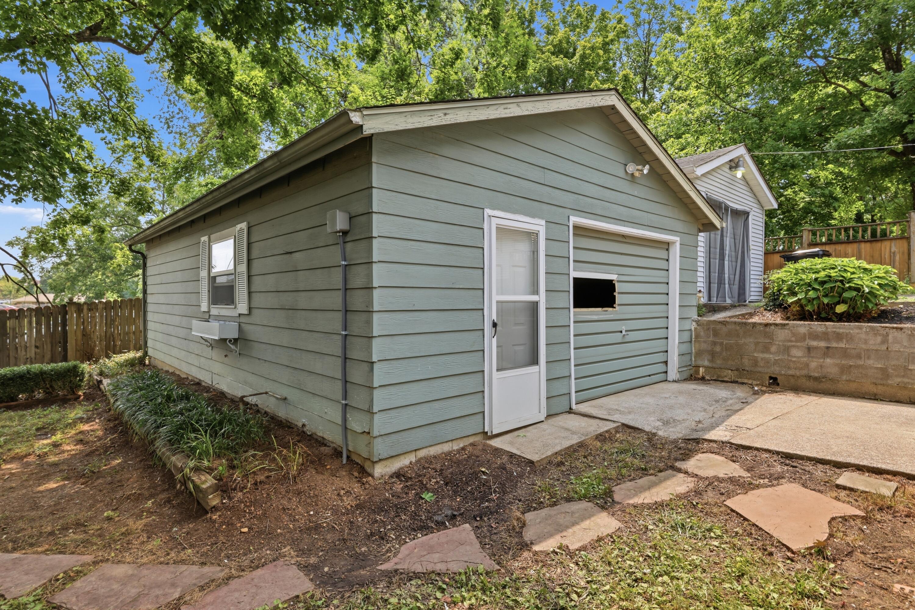 211 S 13th Street Property Photo 48