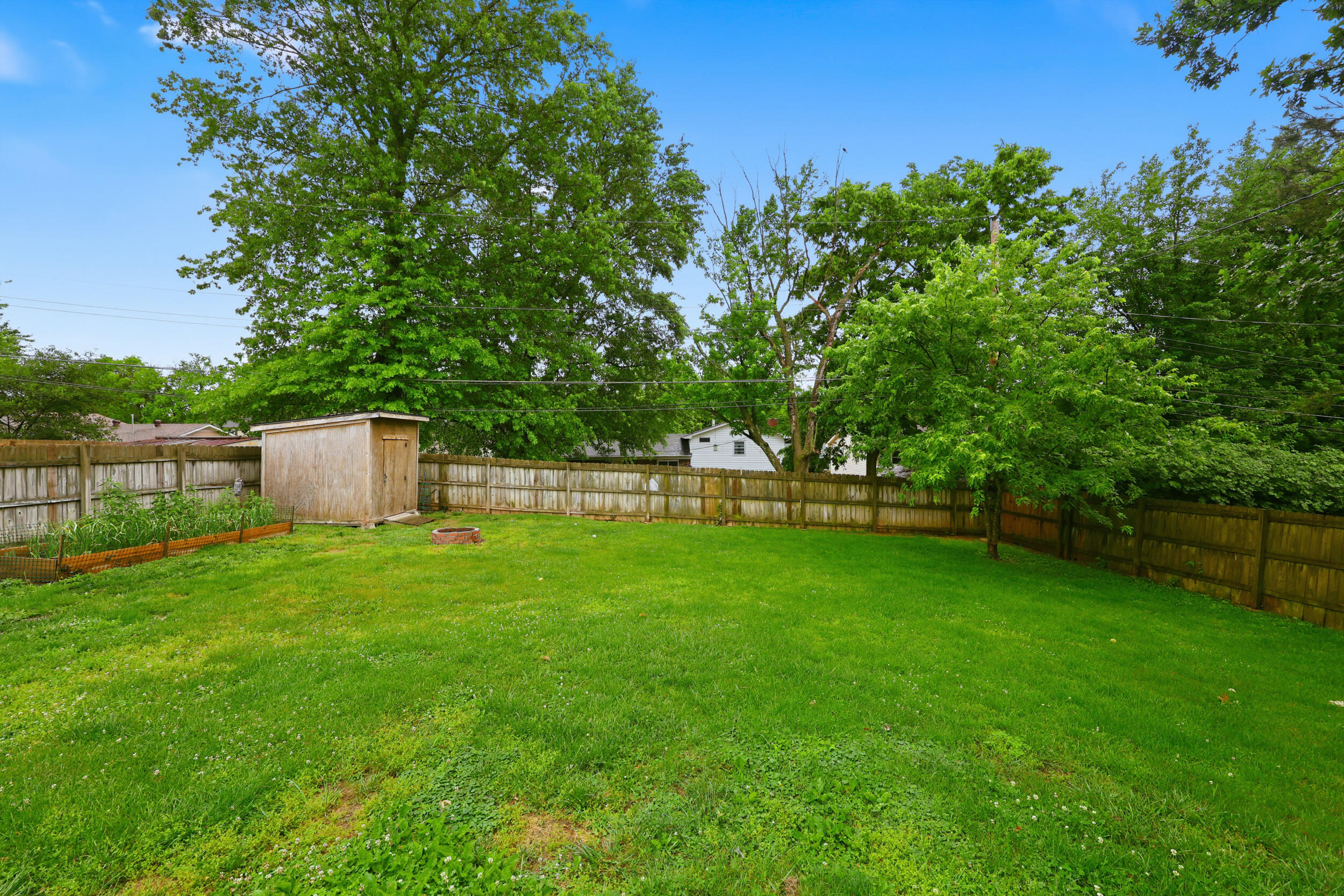 3308 Crown Crest Road Property Photo 27