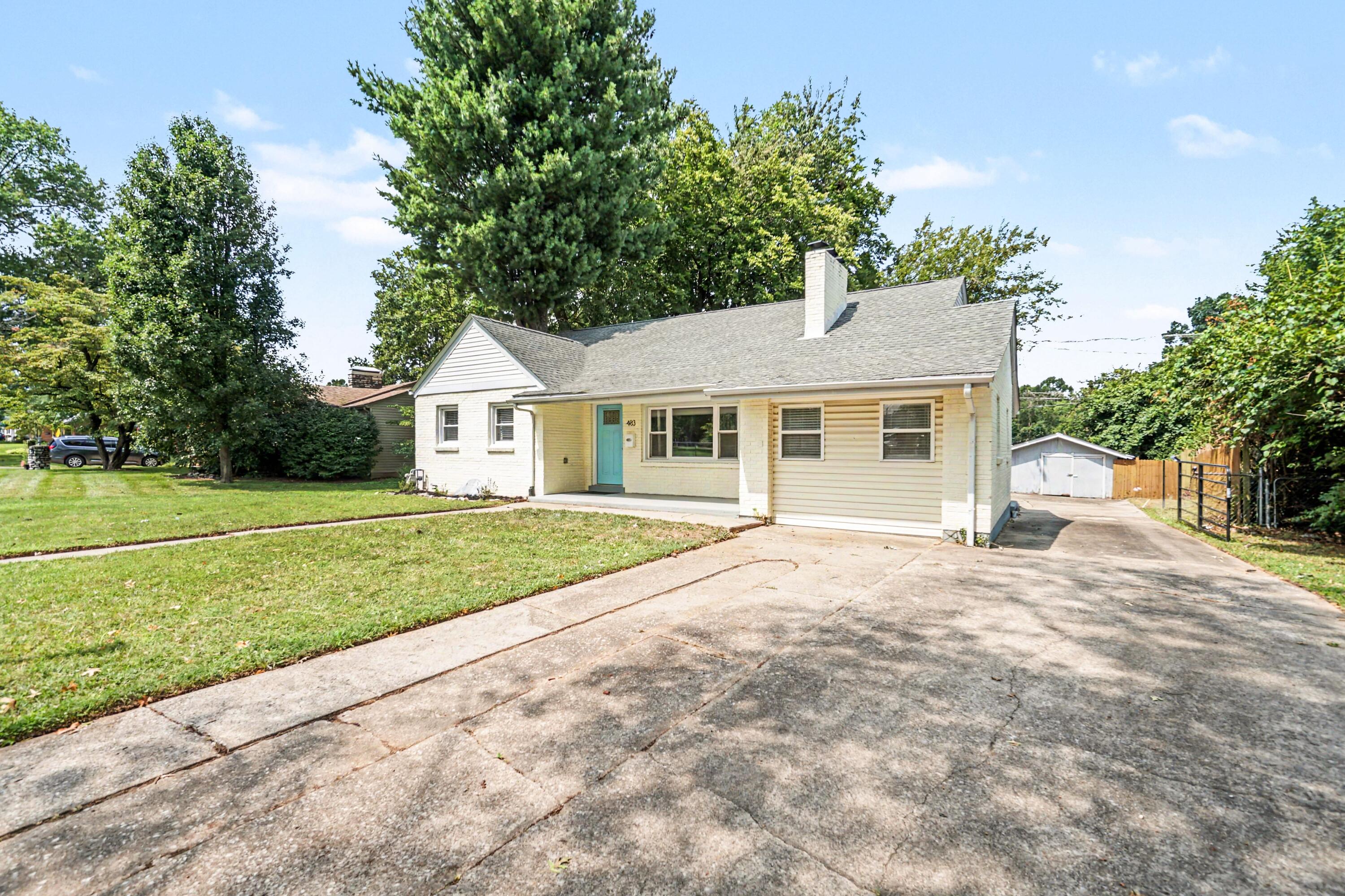 483 Springhill Drive Property Photo 3
