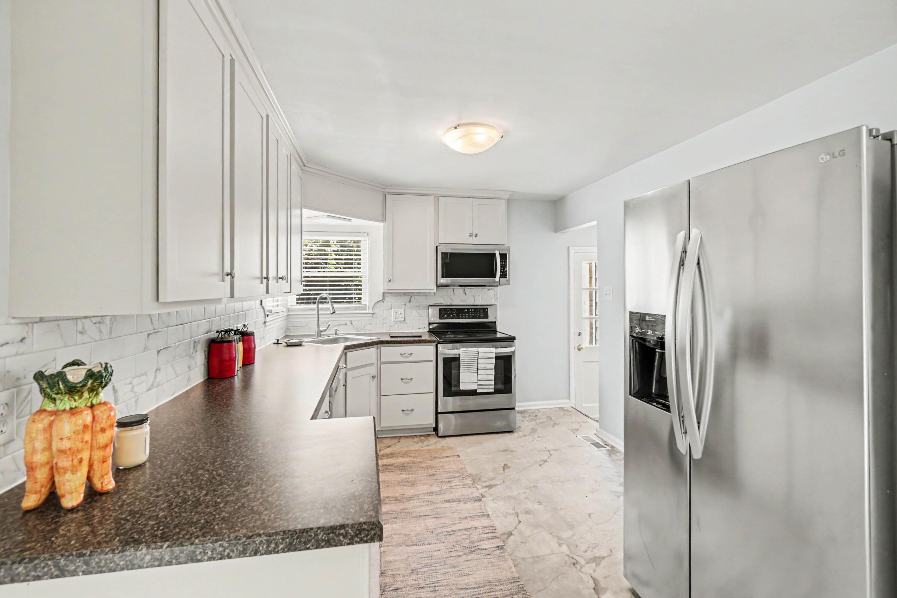 483 Springhill Drive Property Photo 8