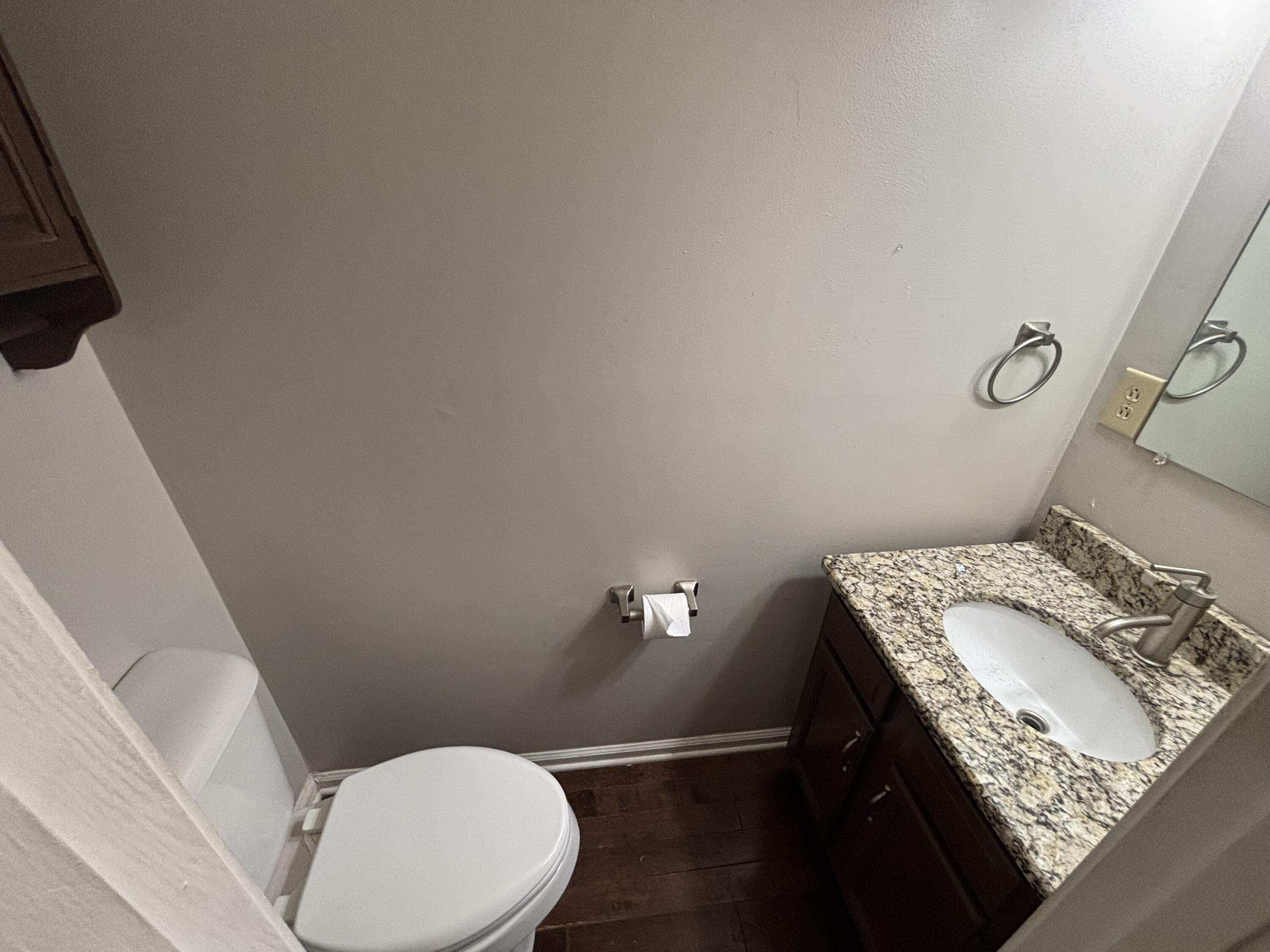 577 El Paseo Place Property Photo 10